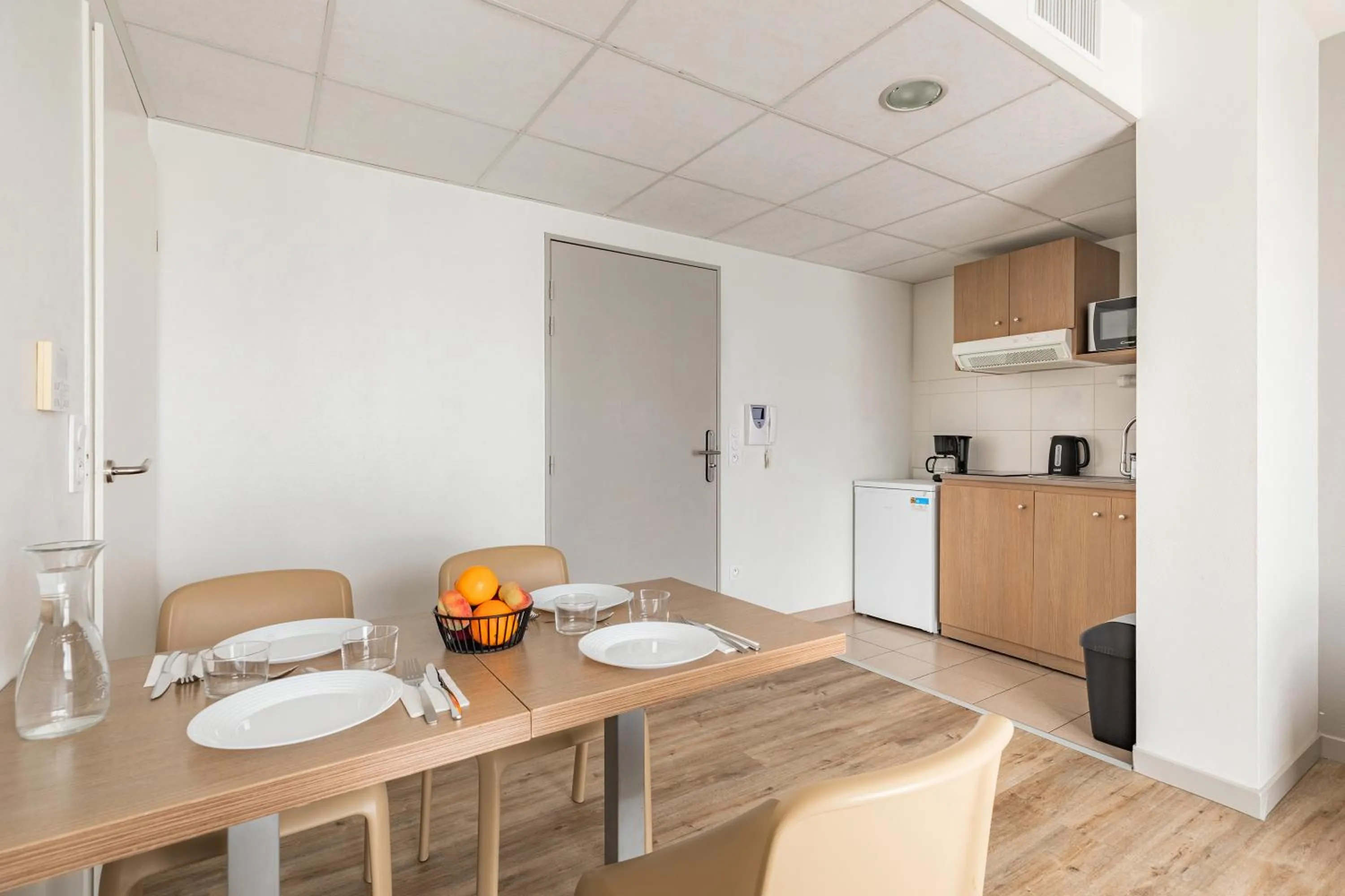 Kitchen or kitchenette in Appart'City Confort Perpignan Centre Gare