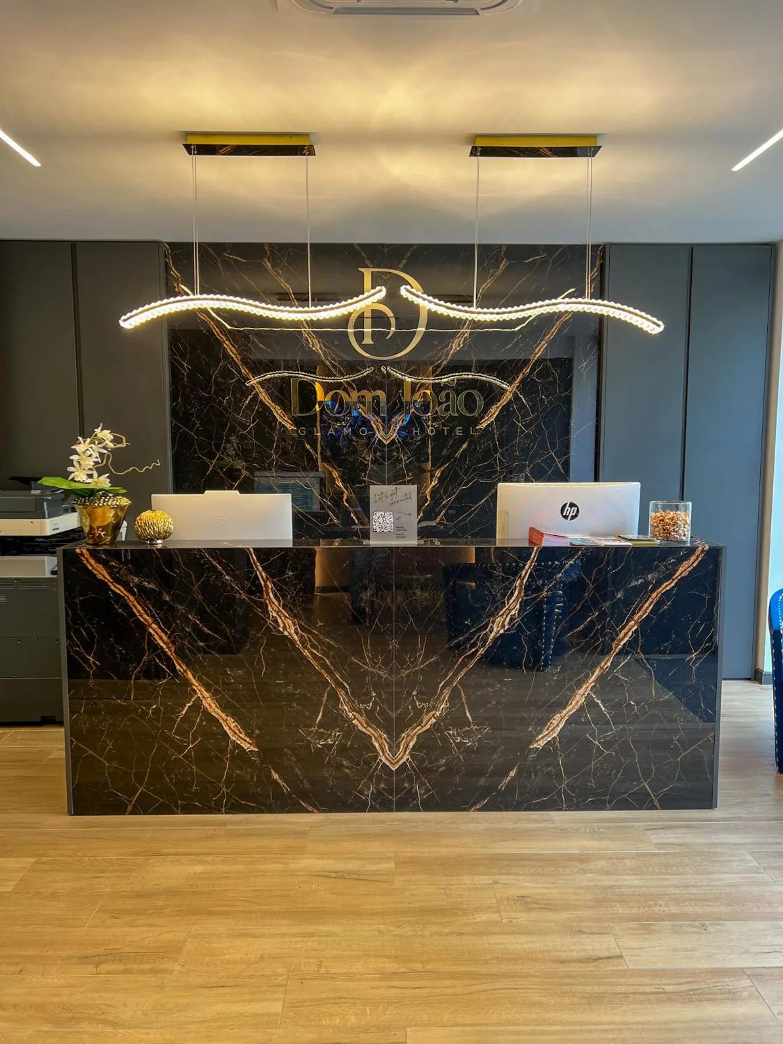 Lobby or reception in Dom João Glamour Hotel