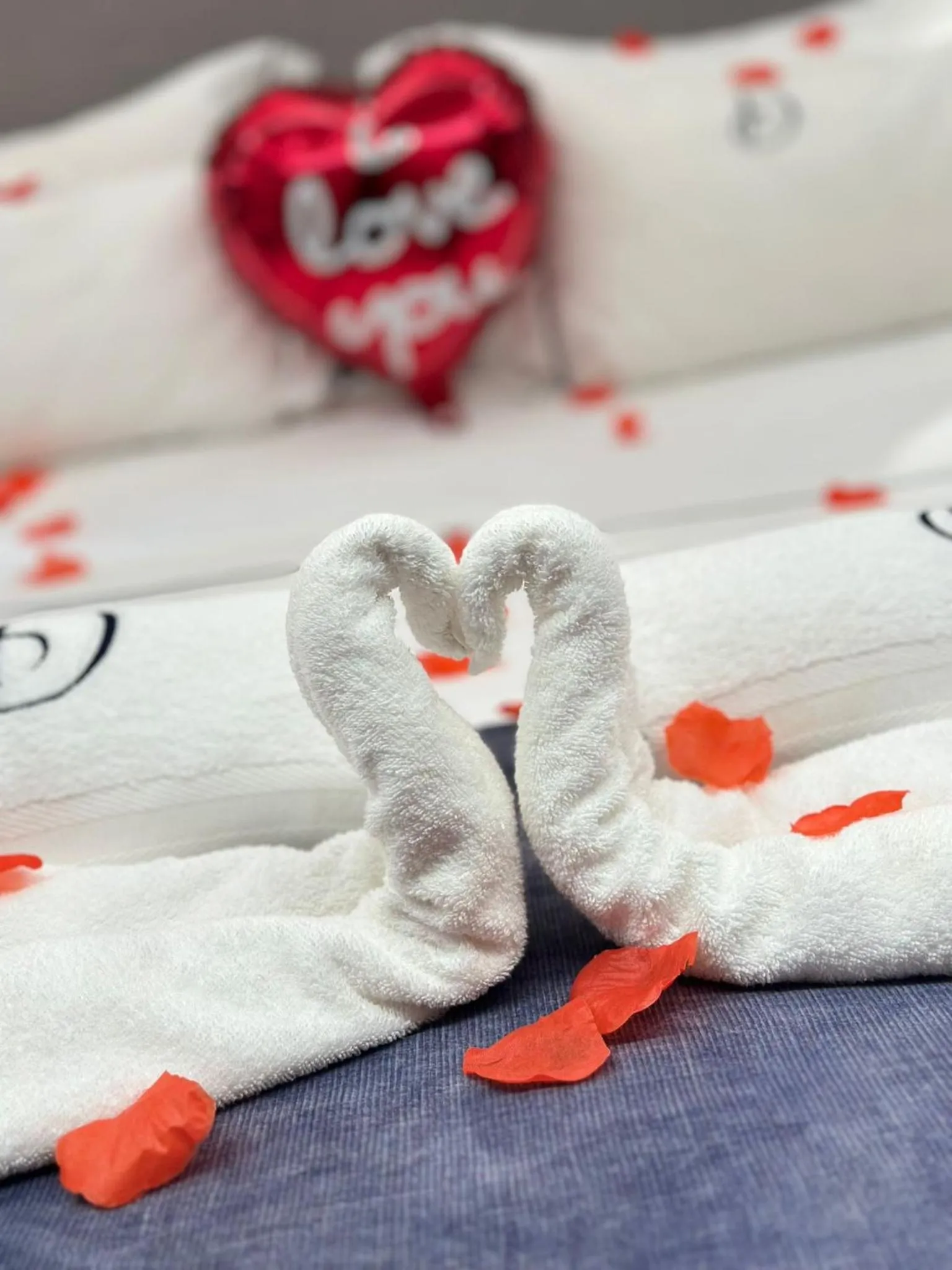 room service, Bed in Dom João Glamour Hotel