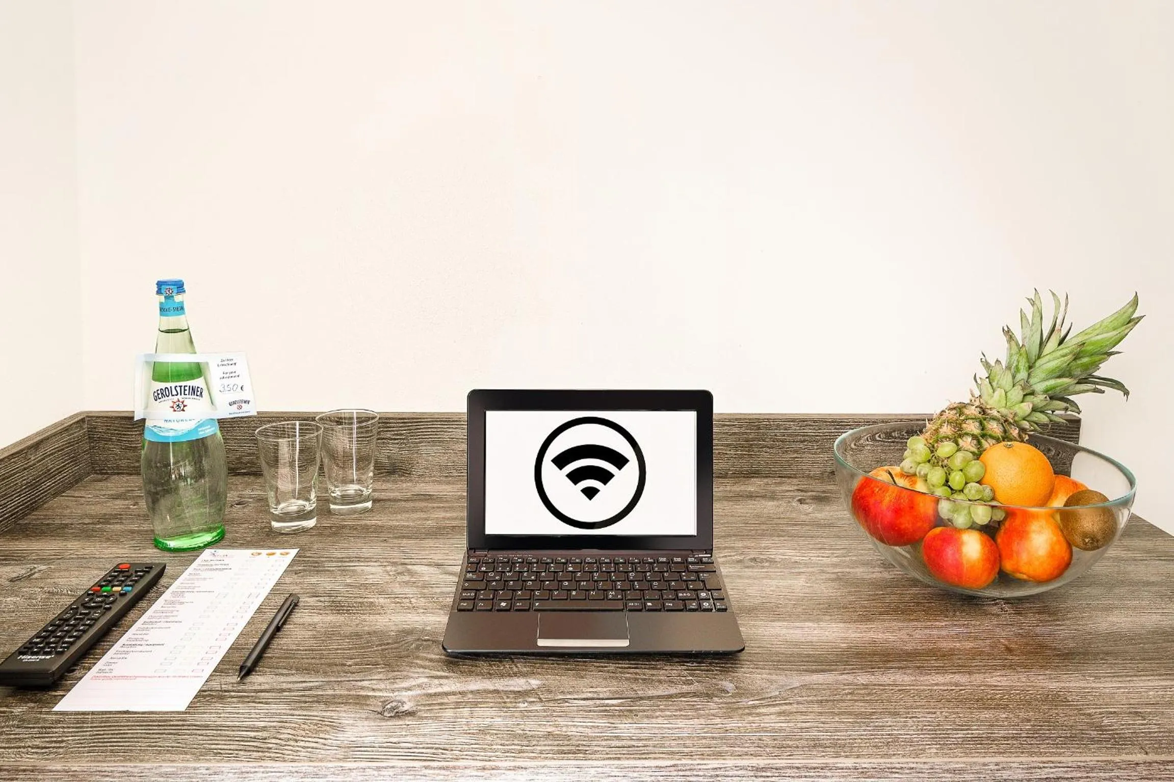 Decorative detail in Alecsa Hotel am Olympiastadion