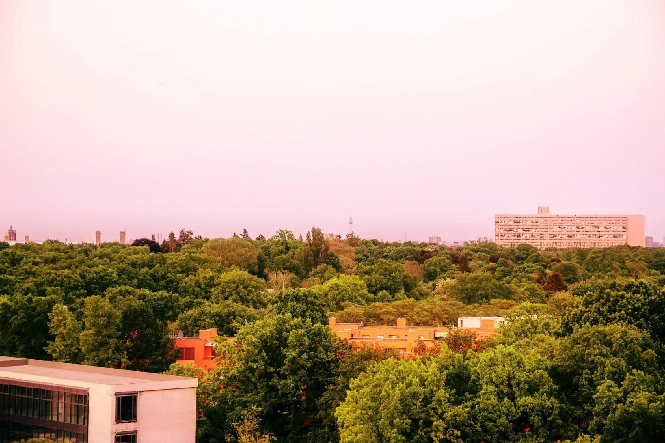 City view in Alecsa Hotel am Olympiastadion