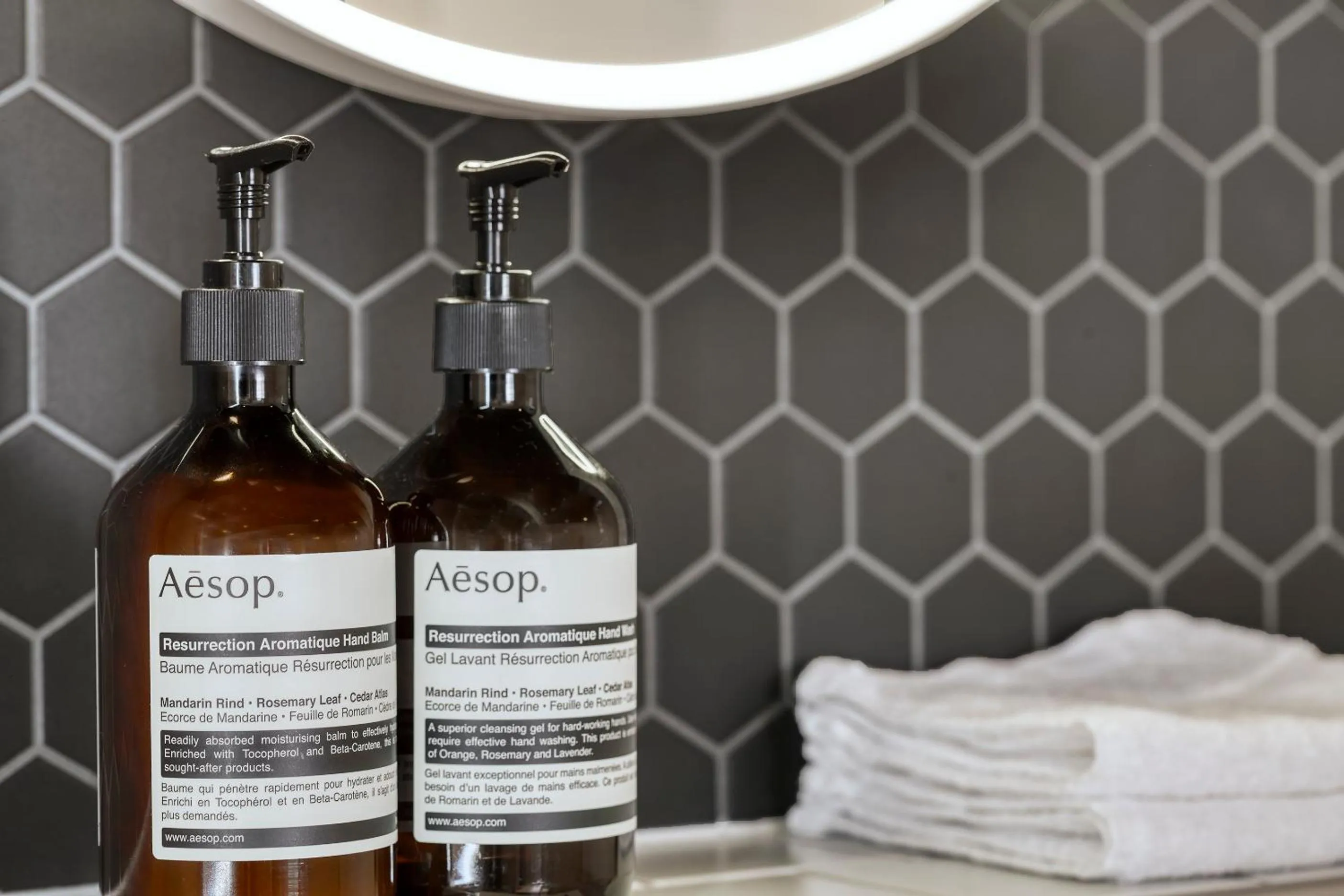 Bathroom in Farmers Home Hotel