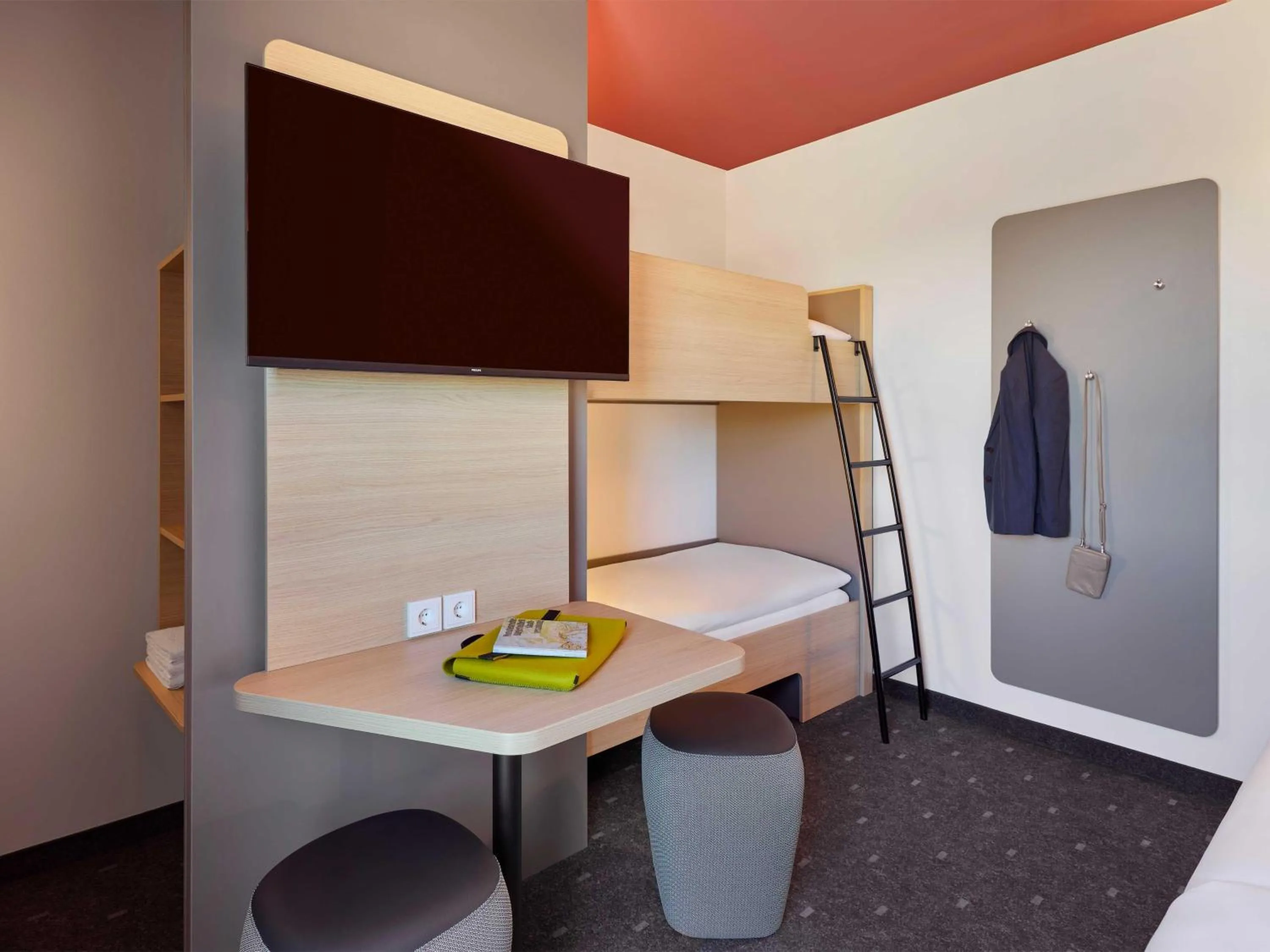 Photo of the whole room, Bed in B&B HOTEL München-Messe