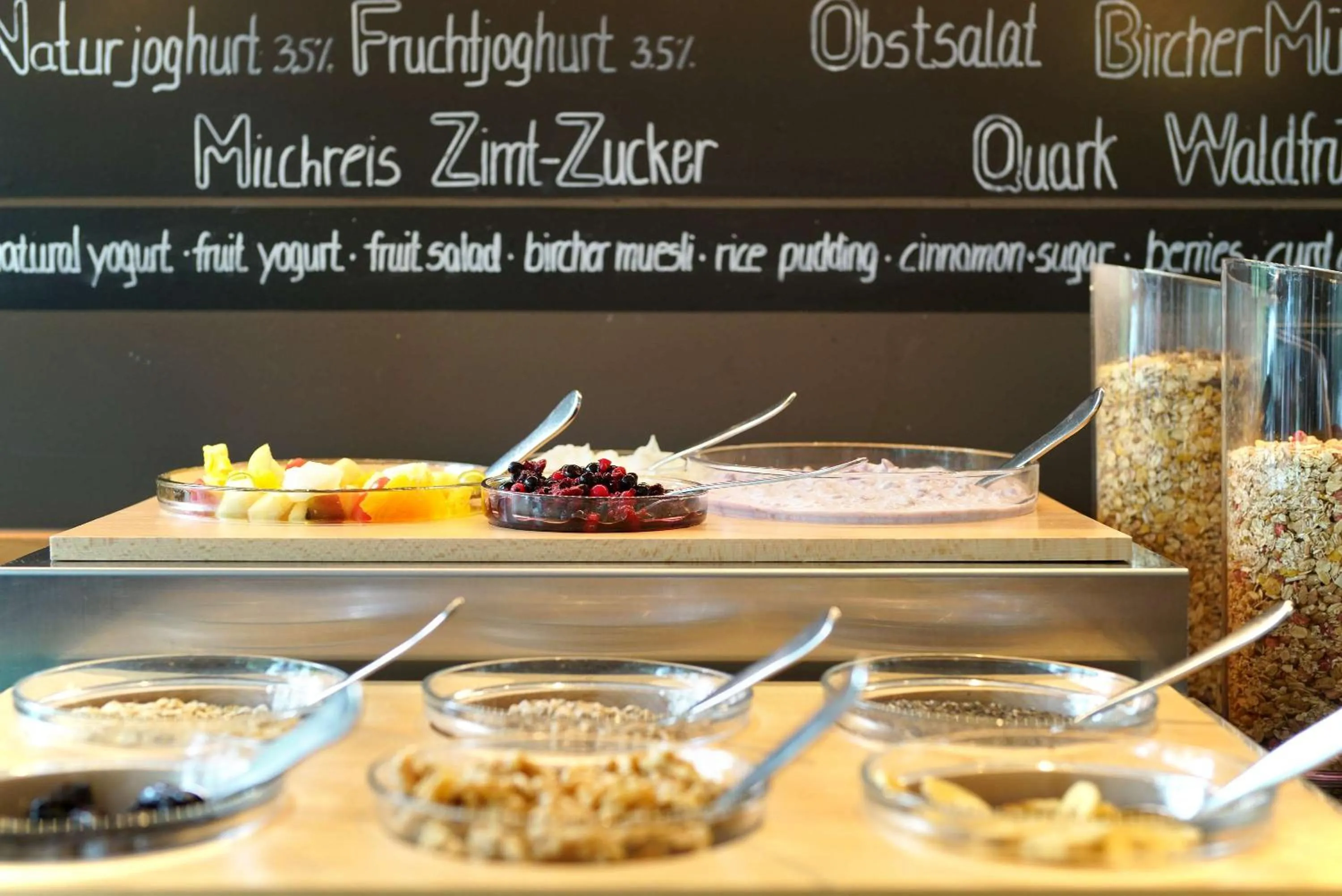 Food and drinks in Best Western Macrander Hotel Dresden