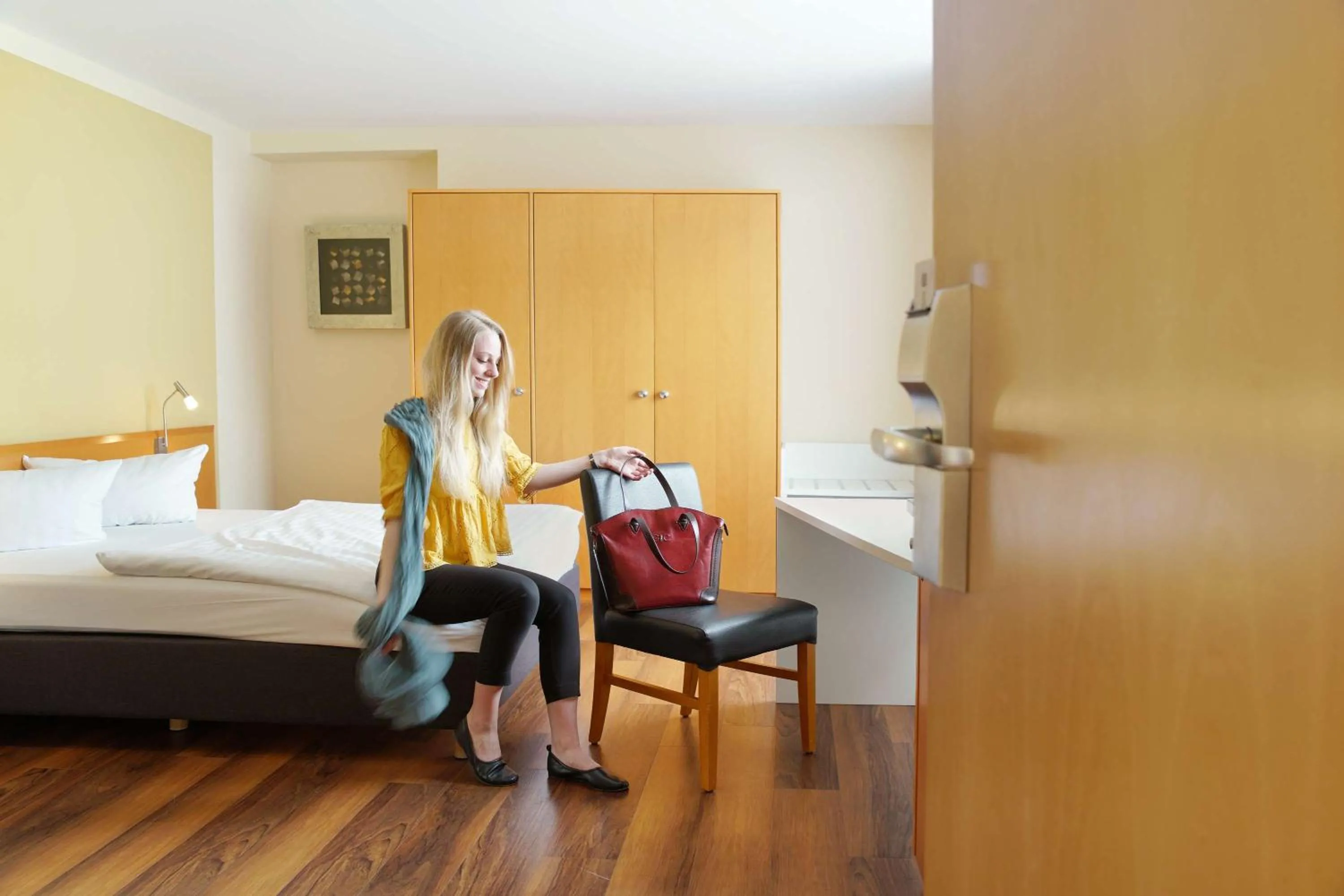 Bedroom, Bed in Best Western Macrander Hotel Dresden