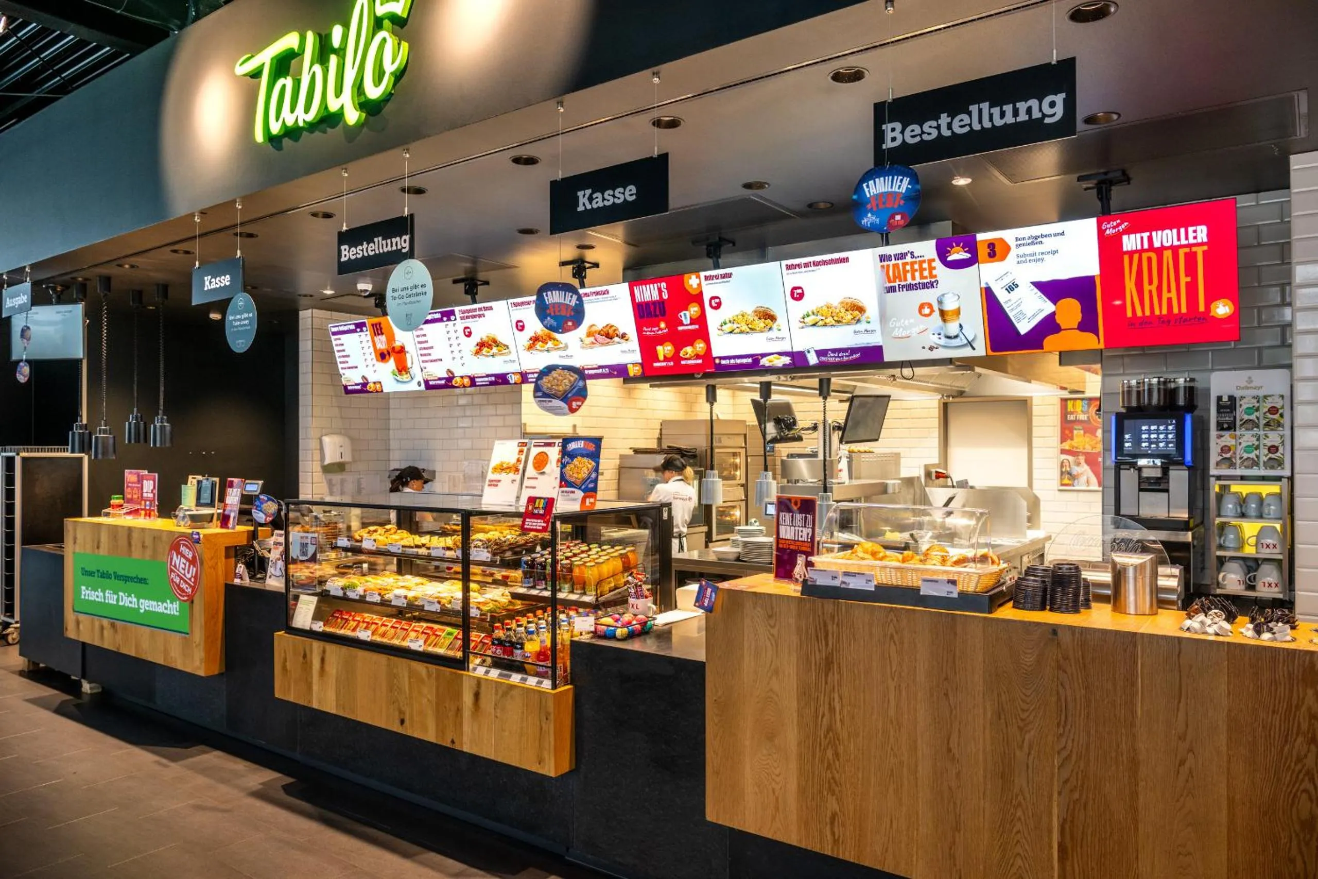 Restaurant/places to eat in Serways Hotel Weiskirchen Nord