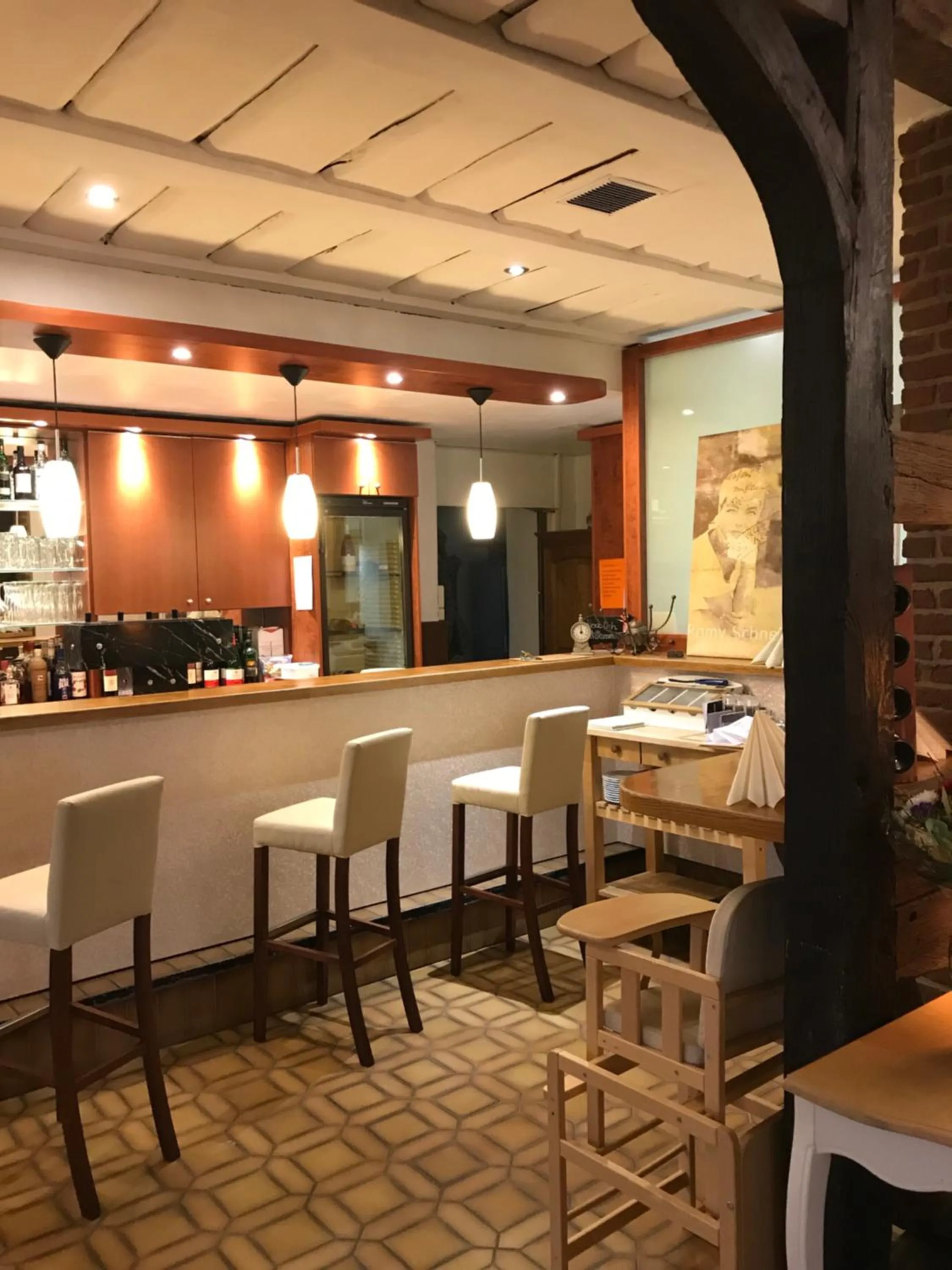 Restaurant/places to eat in Landhotel Franck Garni