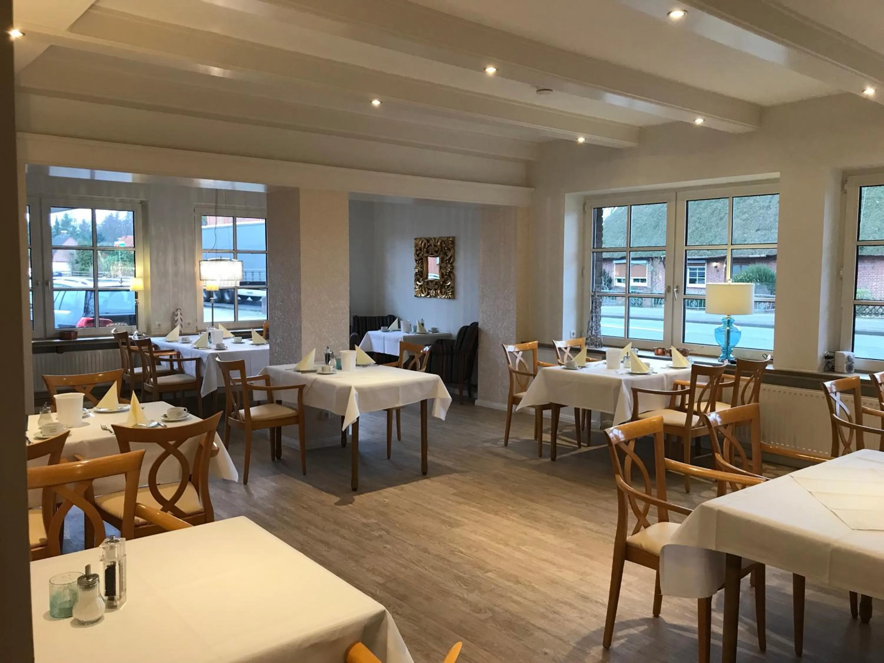 Dining area in Landhotel Franck Garni