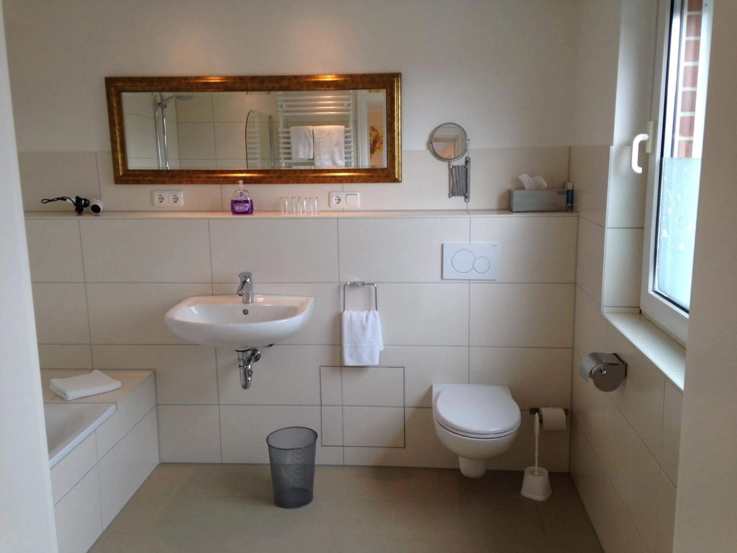 Bathroom in Landhotel Franck Garni