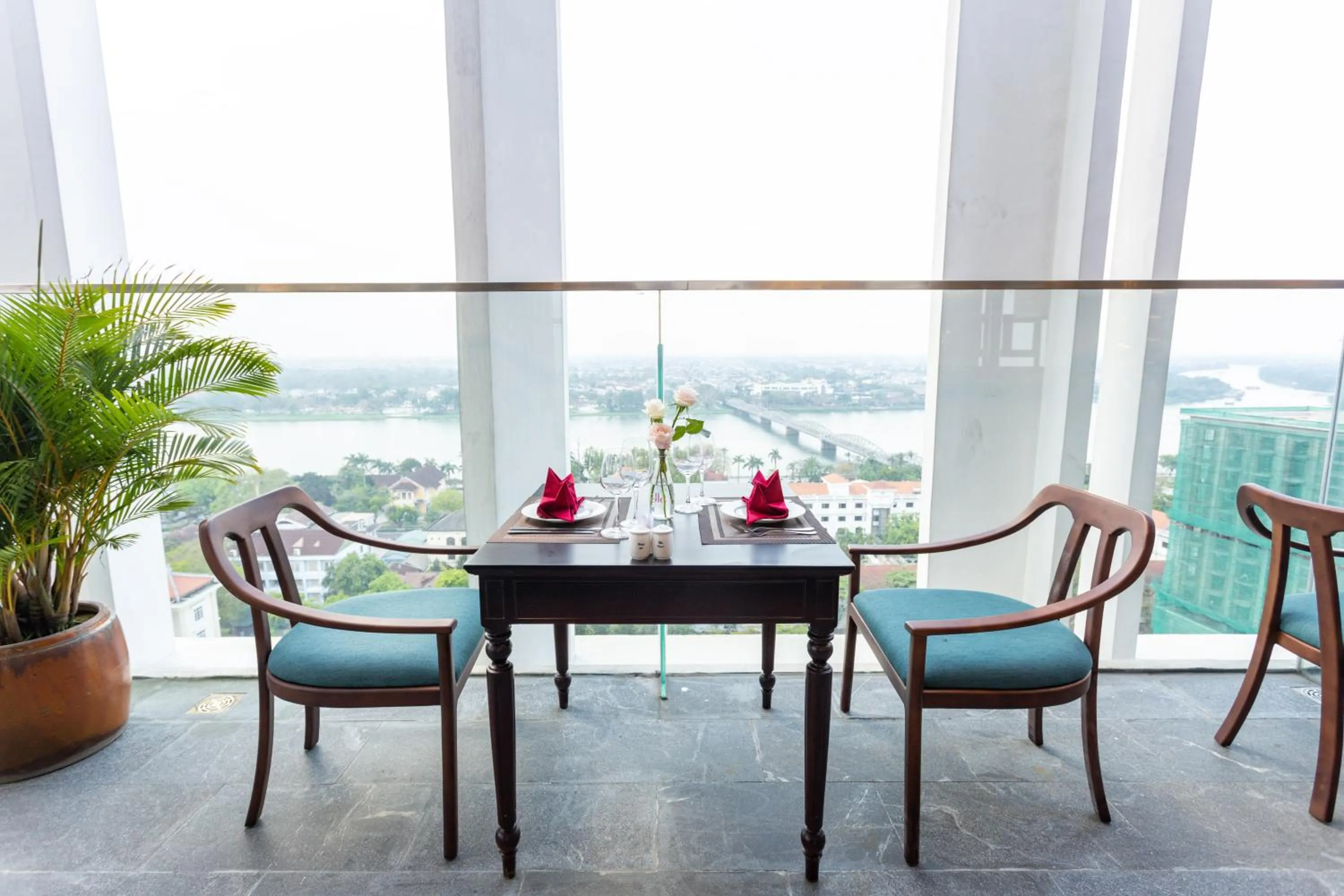 Food and drinks in White Lotus Hue Hotel