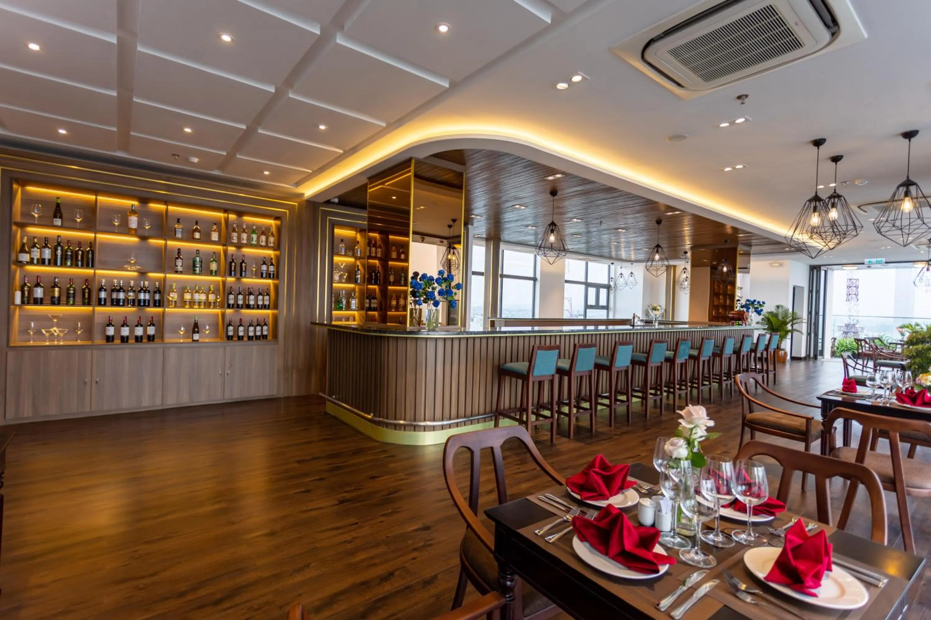 Lounge or bar in White Lotus Hue Hotel