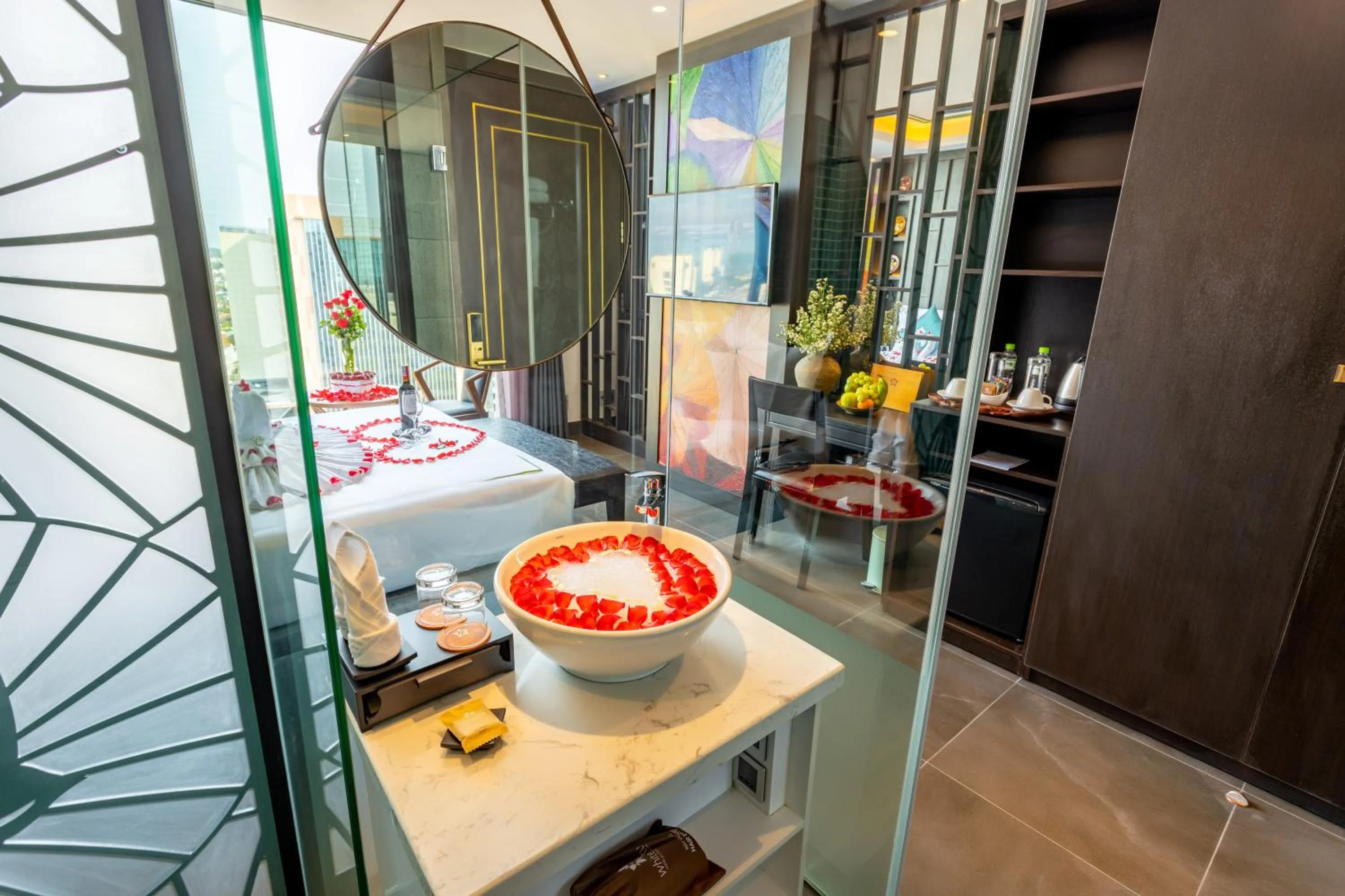 Bathroom in White Lotus Hue Hotel