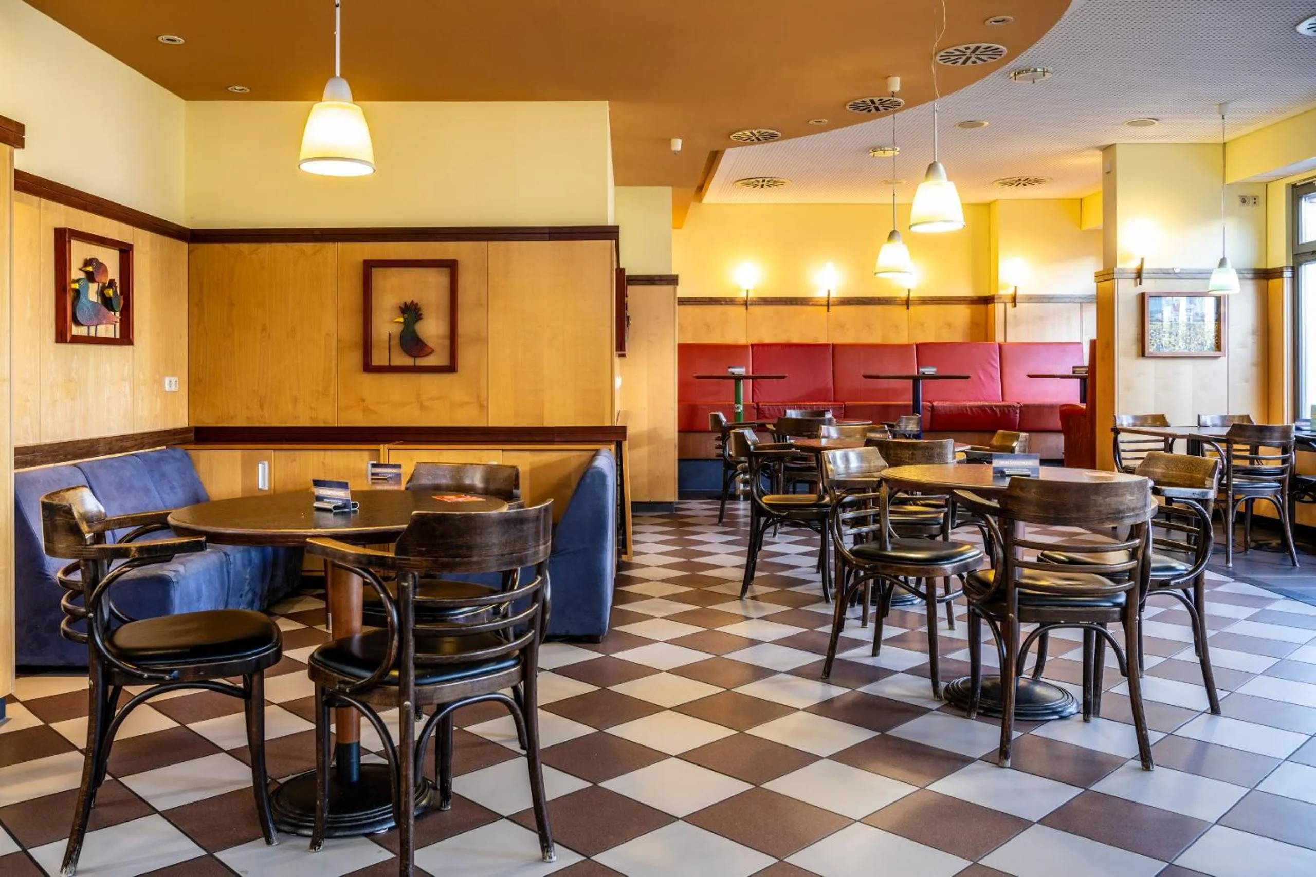 Restaurant/places to eat in Dresdner Tor Süd