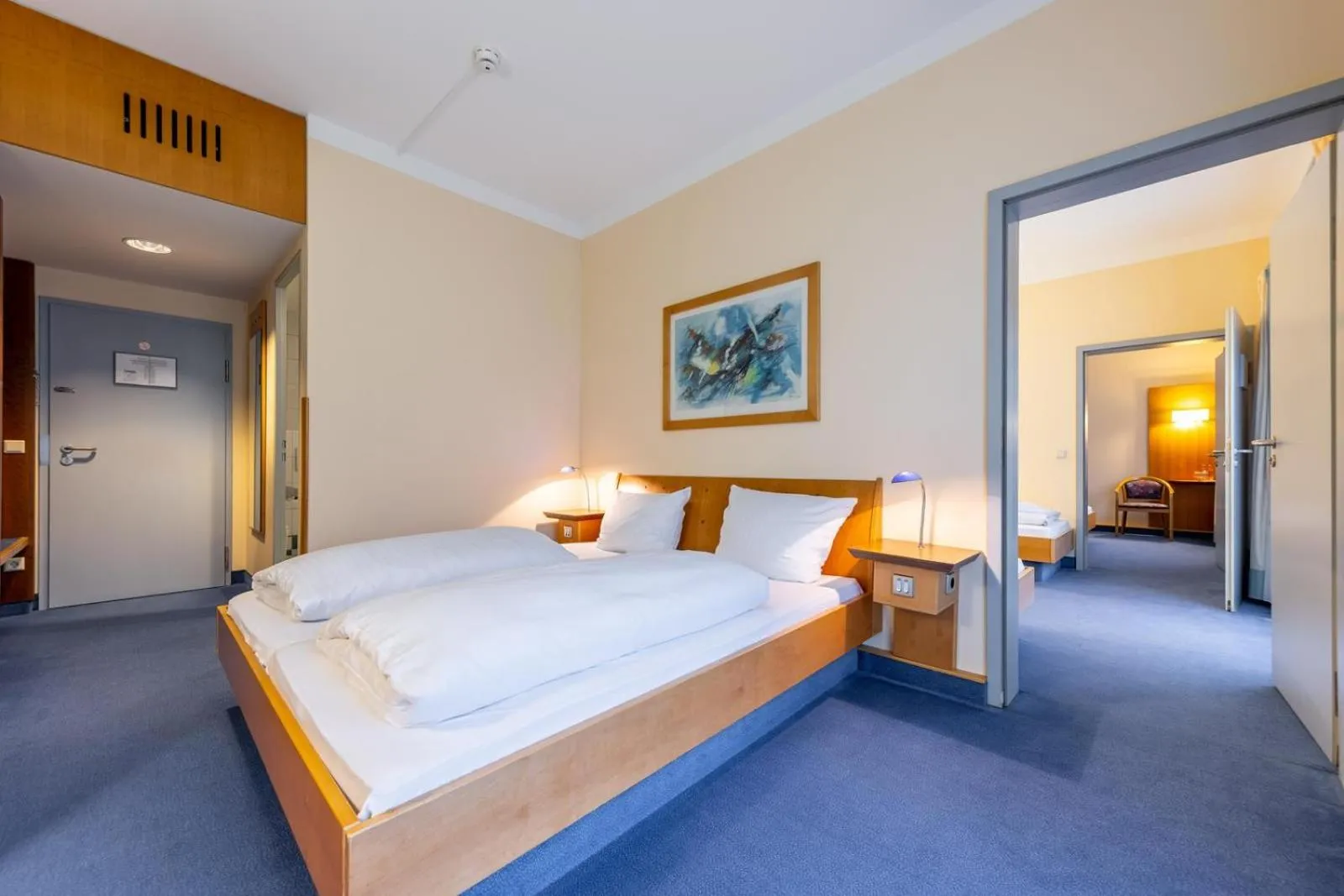 Photo of the whole room, Bed in Dresdner Tor Süd