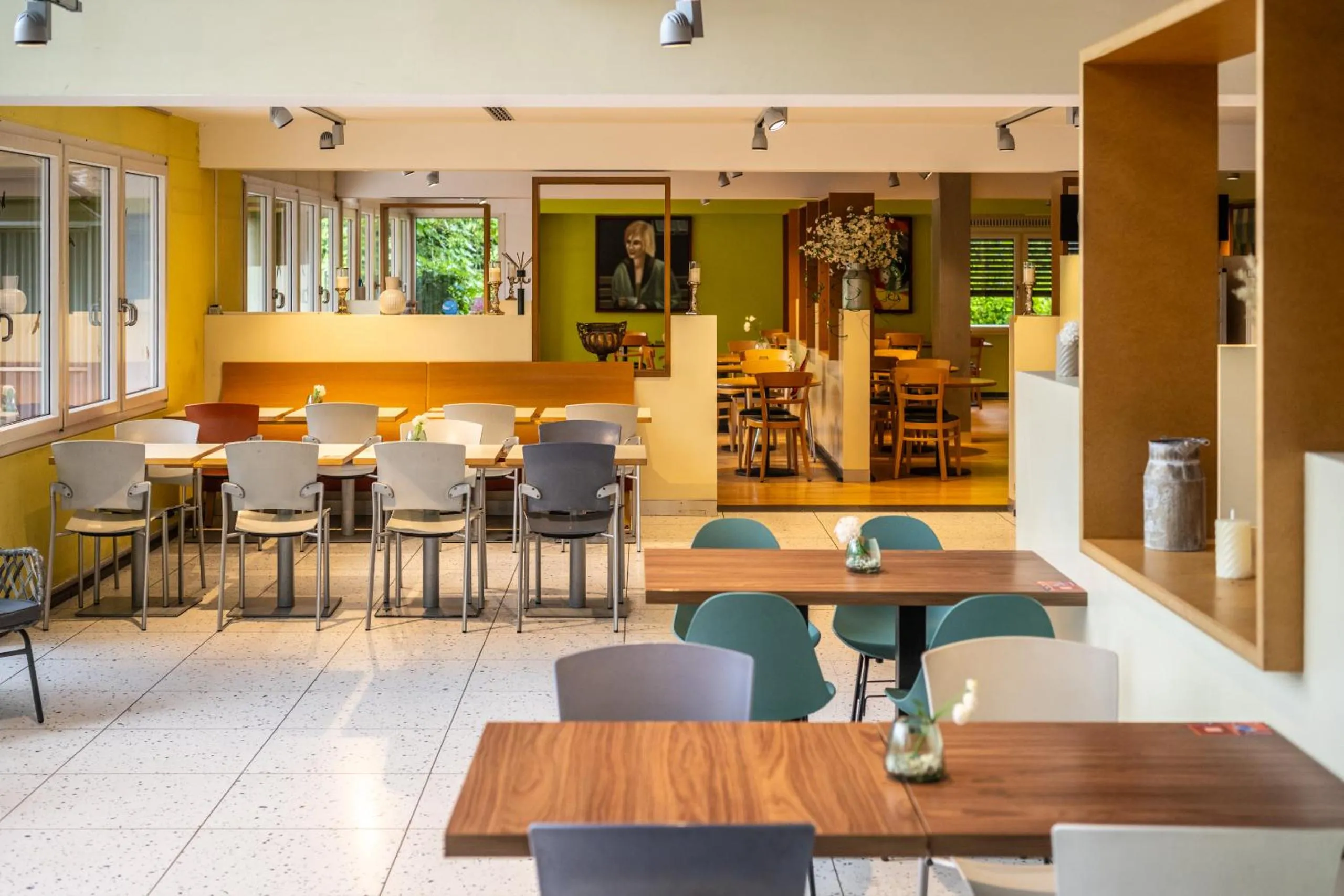 Restaurant/places to eat in Serways Hotel Bruchsal West