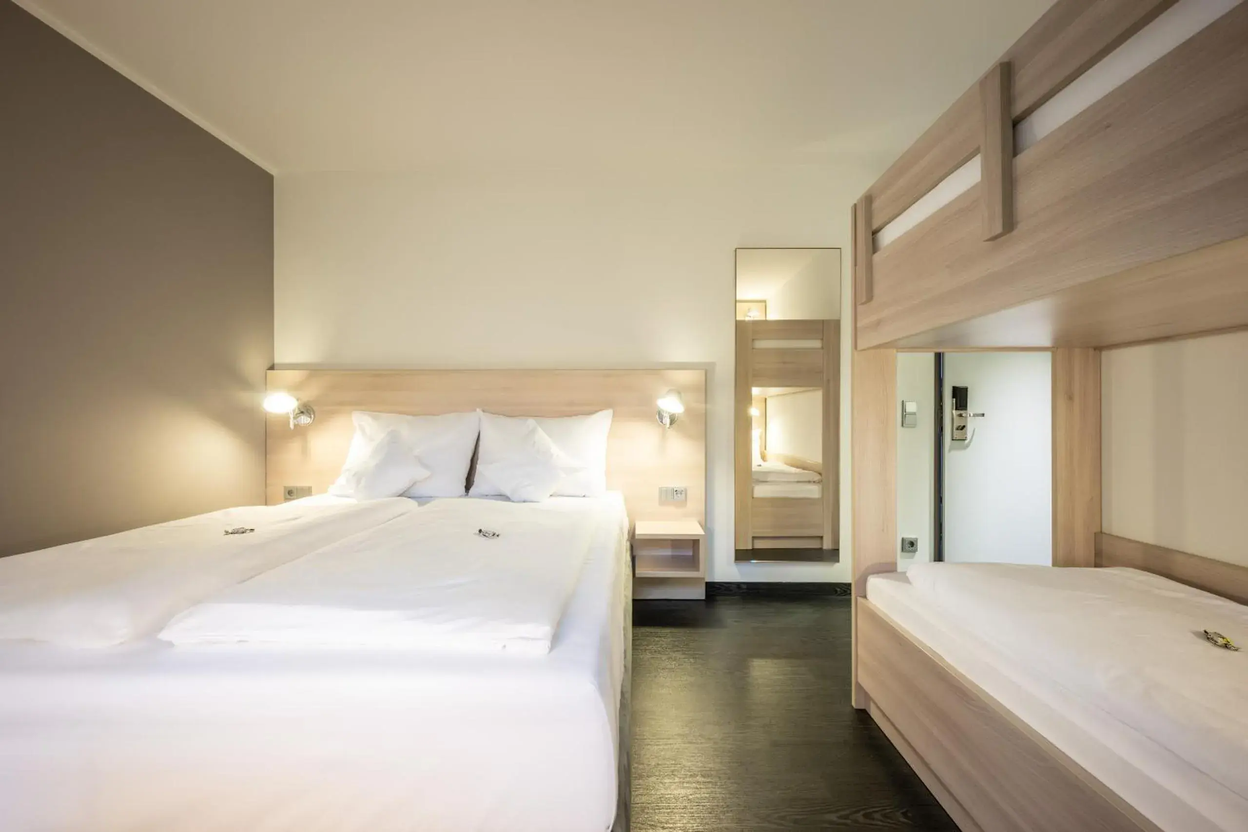 Family Room in Serways Hotel Bruchsal West Family Room in Serways Hotel Bruchsal West