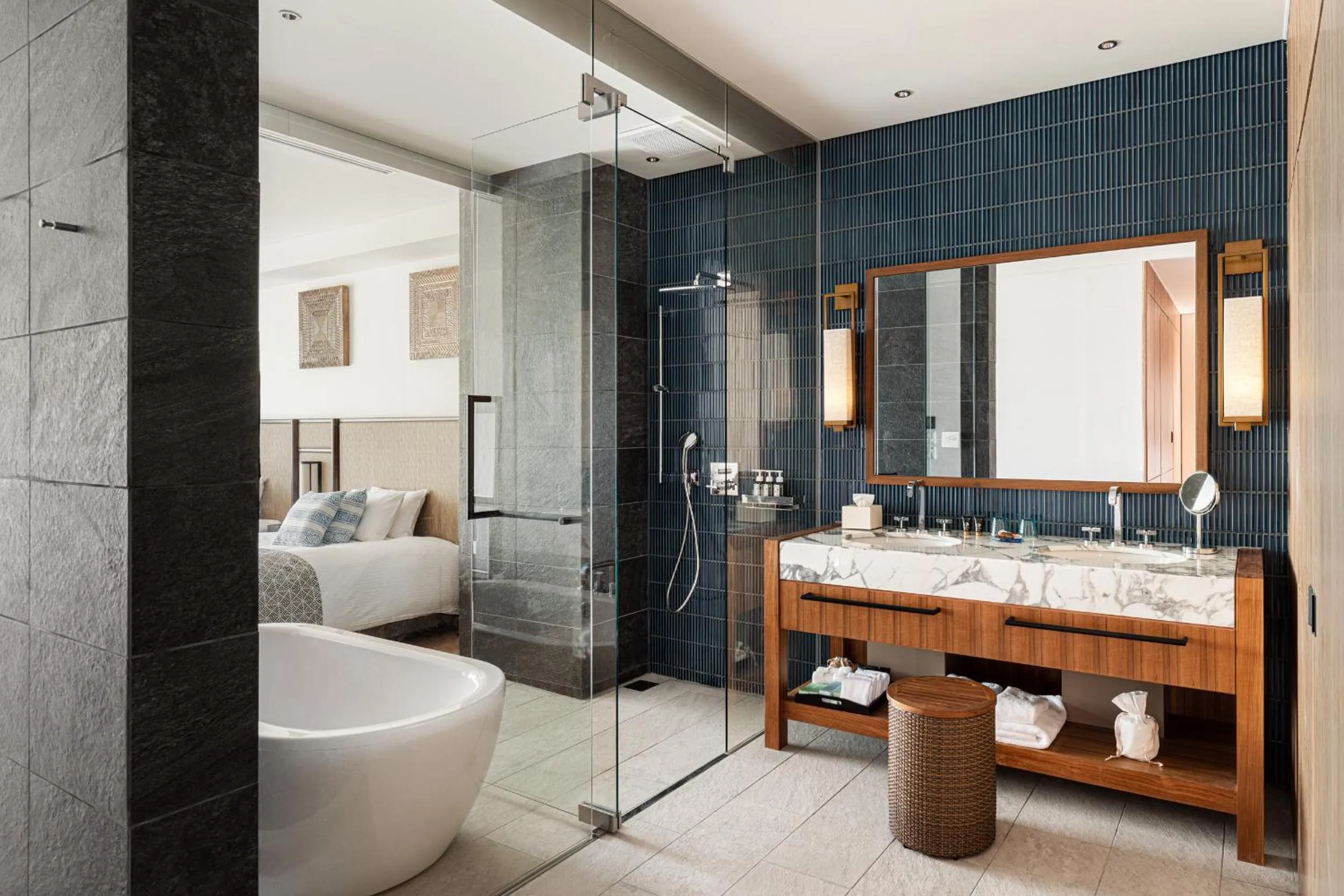 Shower in UMITO Okinawa Onnason