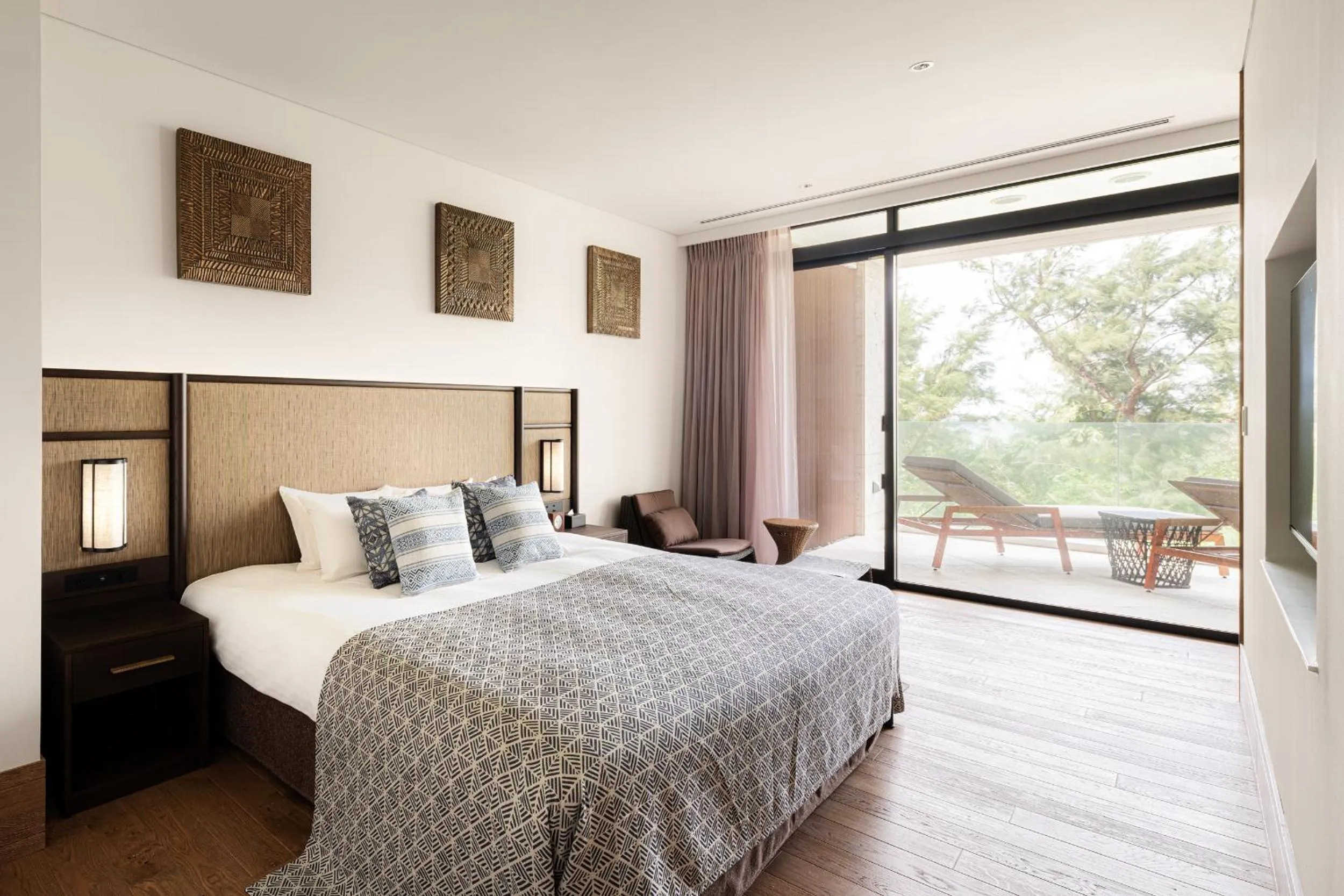 Bed in UMITO Okinawa Onnason