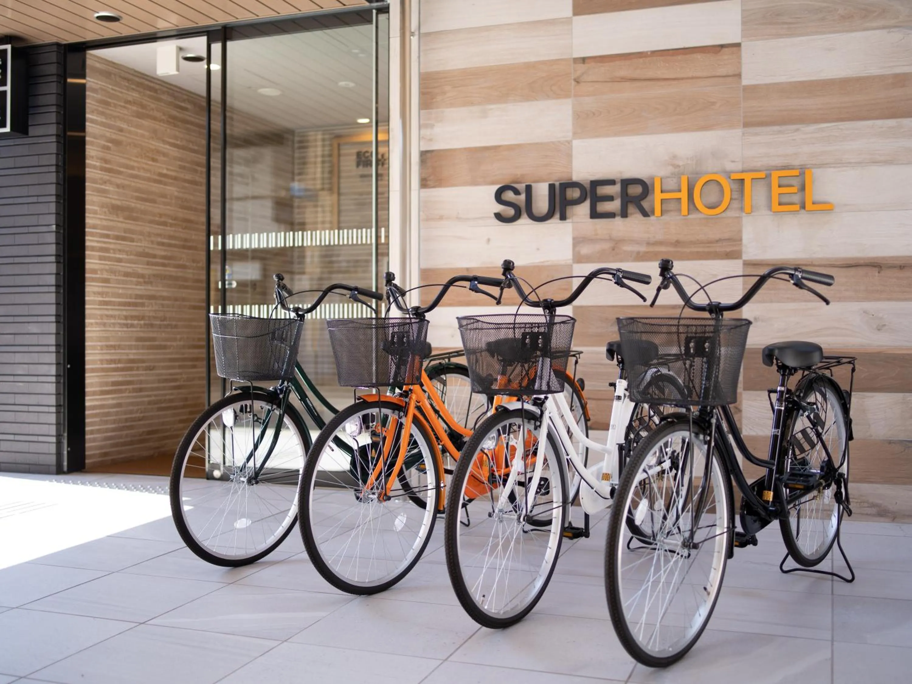 Facade/entrance in Super Hotel Higashi-Maizuru