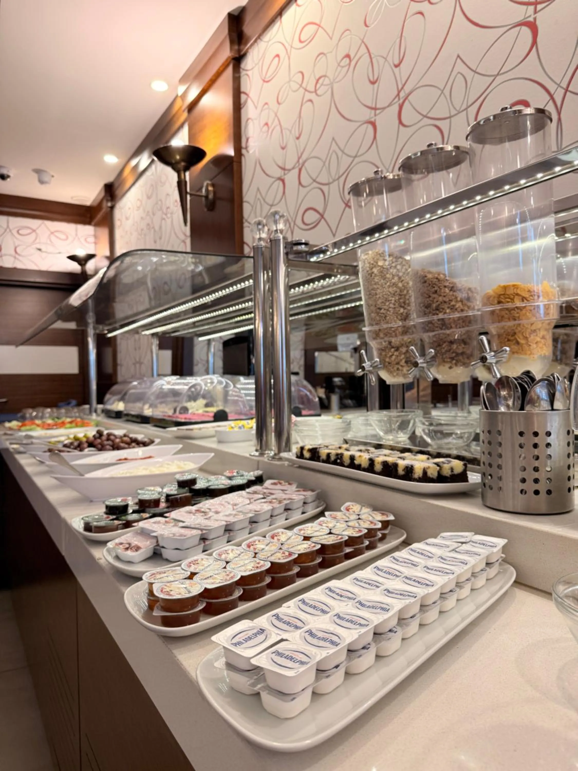 Breakfast in Airport Global Hotel