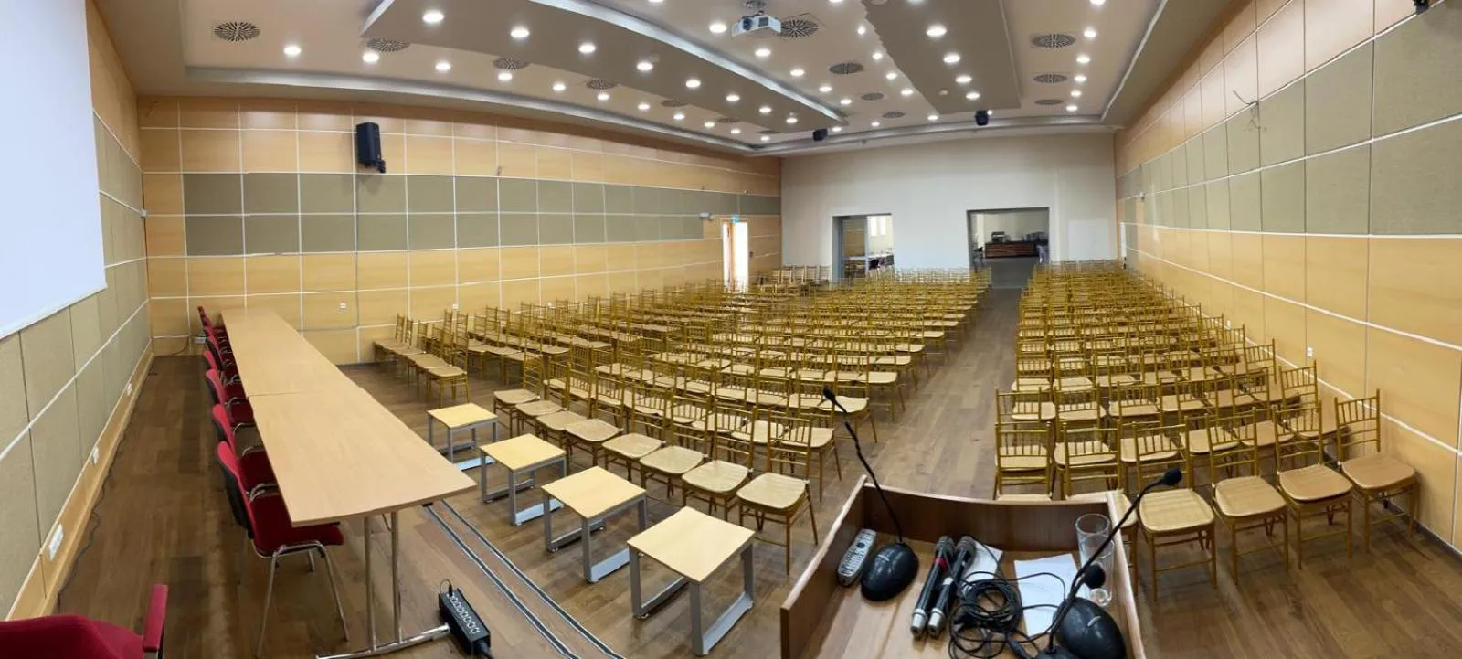 Meeting/conference room in Airport Global Hotel