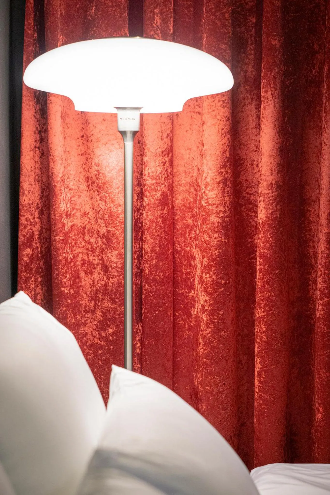 Bed in Shourin Hotel Cheonan by Aank