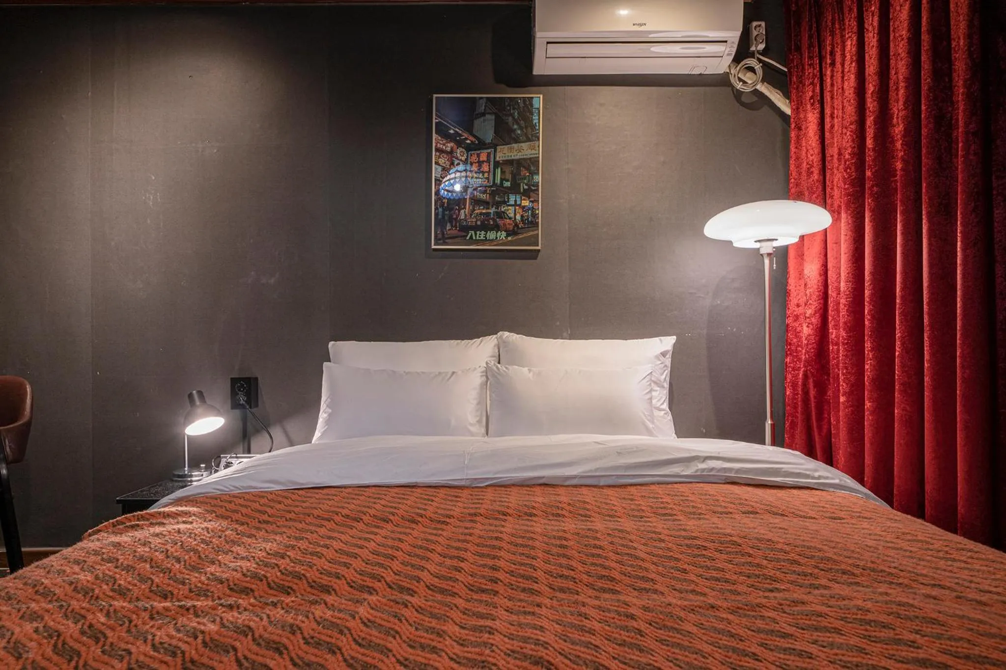 Bed in Shourin Hotel Cheonan by Aank