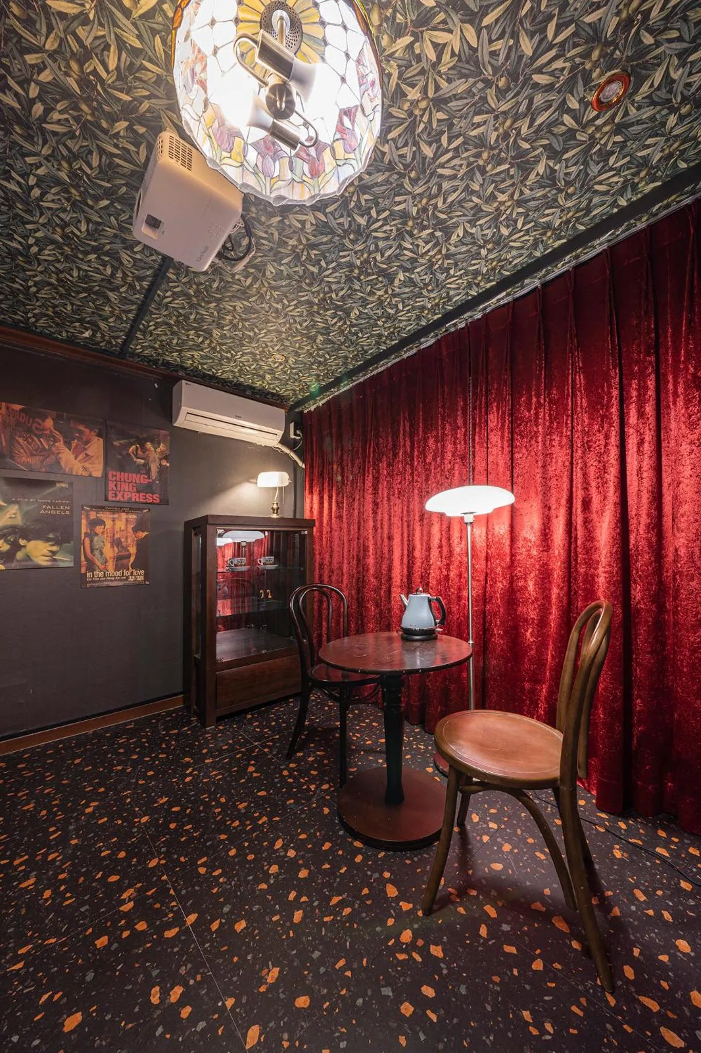 Shourin Hotel Cheonan by Aank