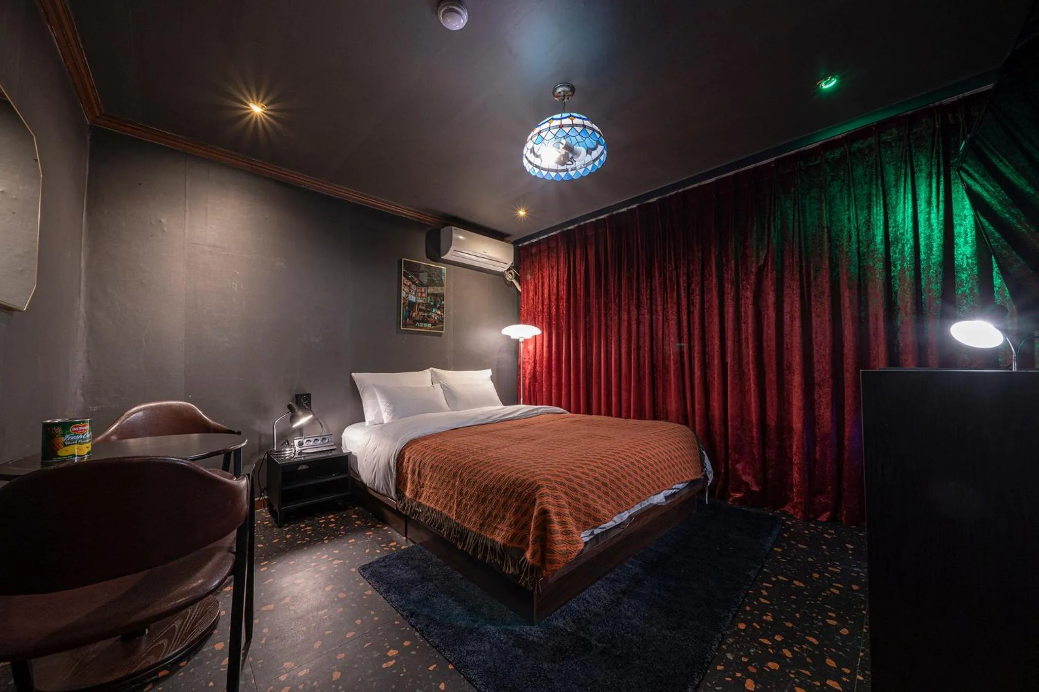 Bed in Shourin Hotel Cheonan by Aank