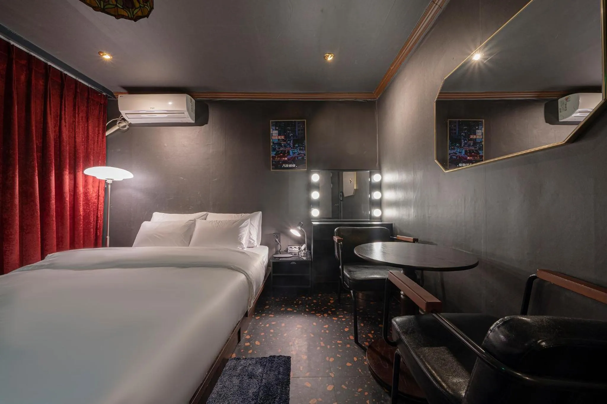 Bed in Shourin Hotel Cheonan by Aank