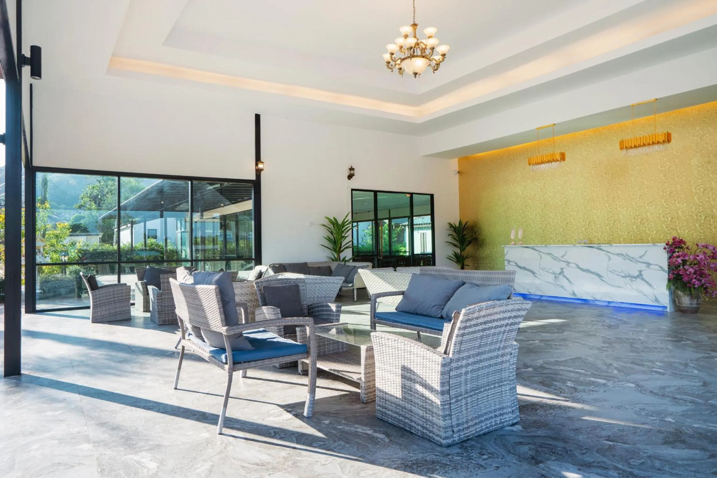 Lobby or reception in Thames Tara Private Pool Villa Rawai Phuket