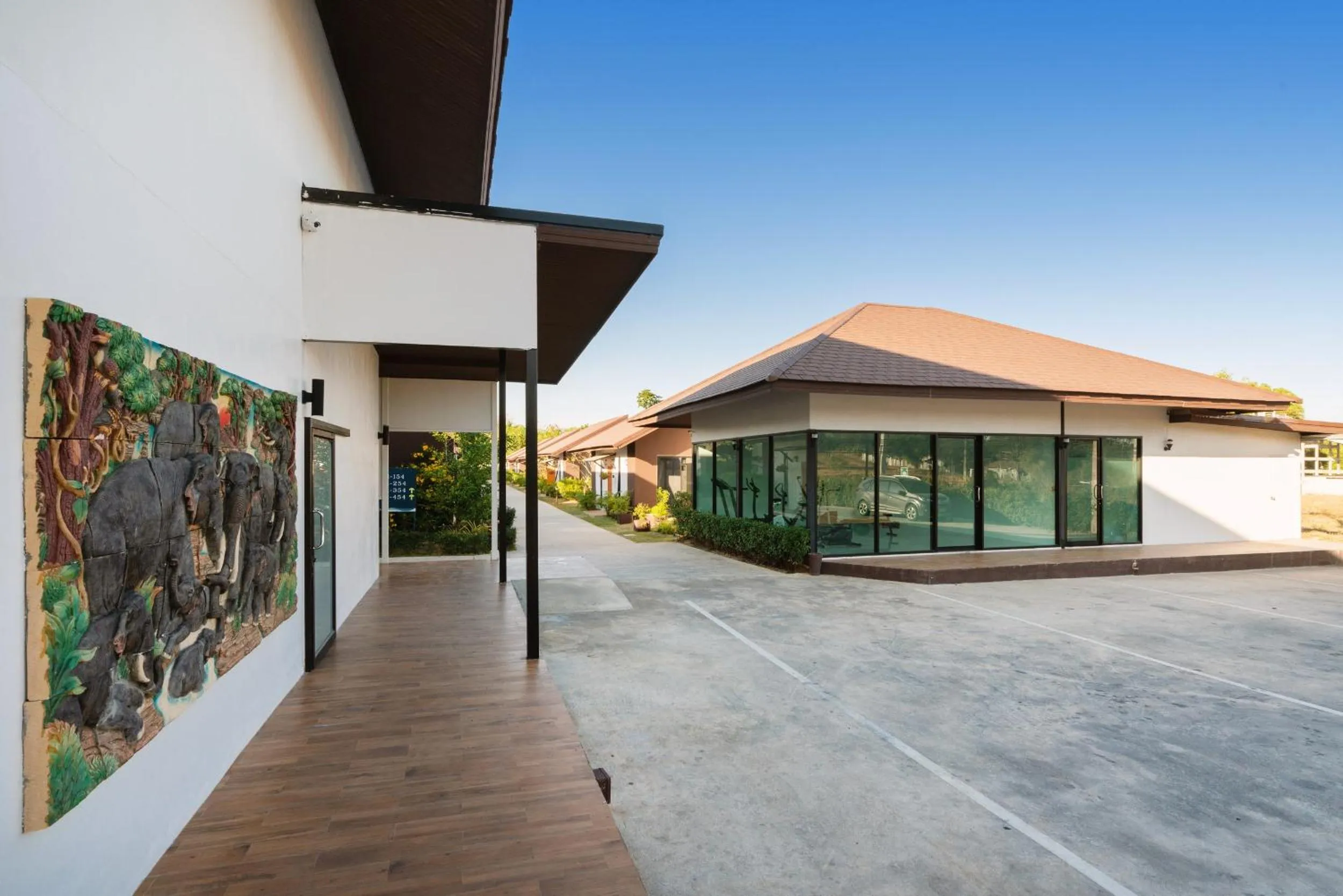 Facade/entrance in Thames Tara Private Pool Villa Rawai Phuket