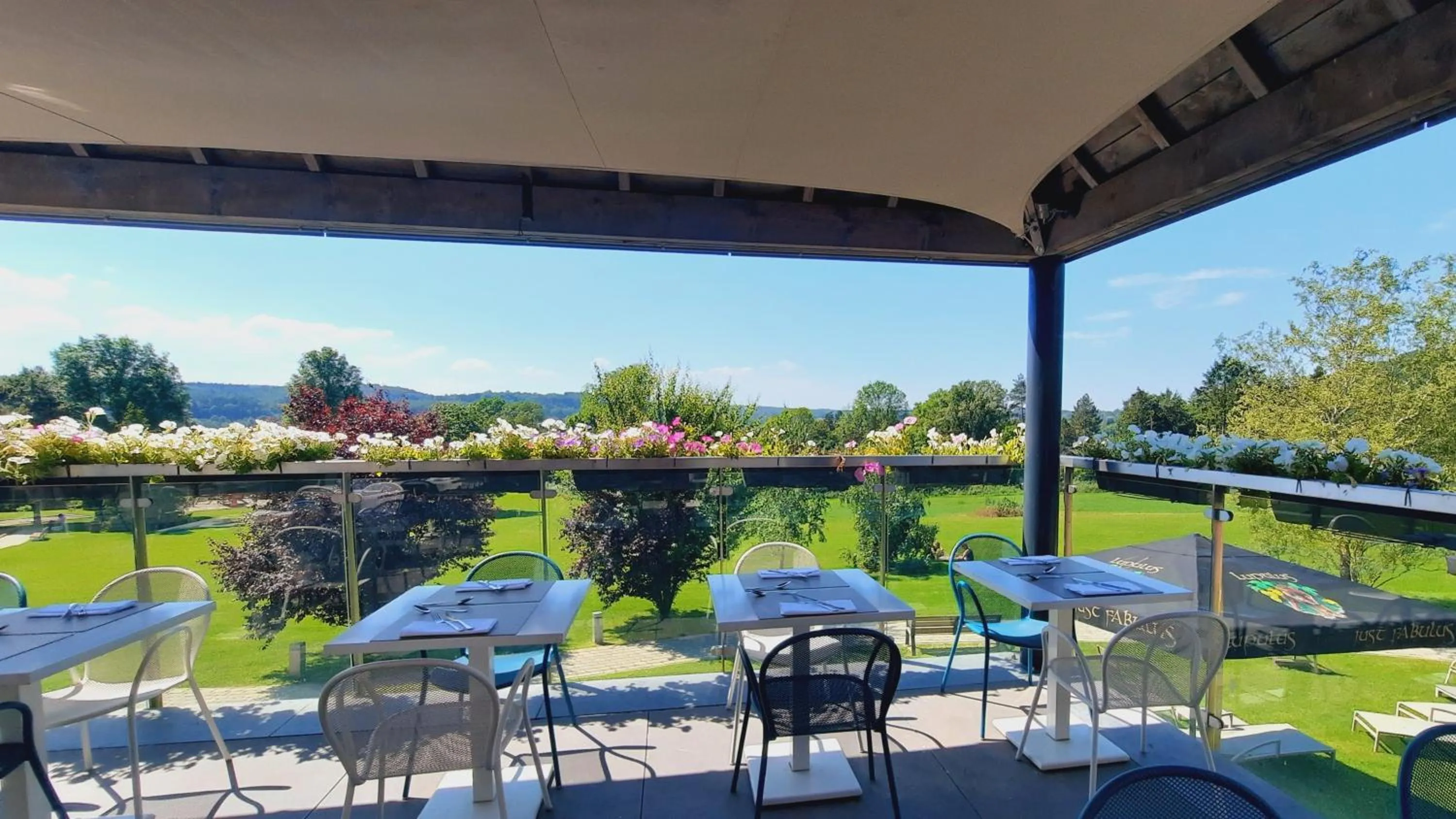 Balcony/Terrace in Azur en Ardenne