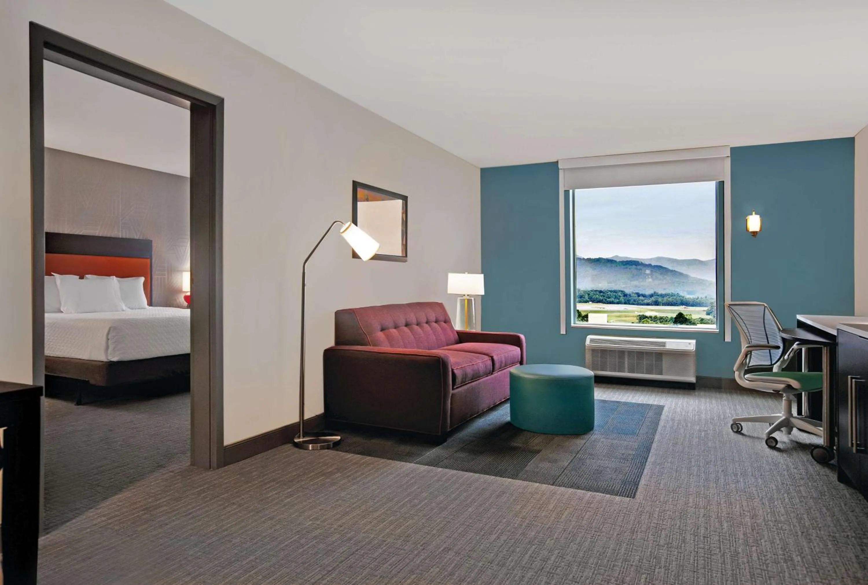 Living room, Bed in Home2 Suites By Hilton Asheville Airport