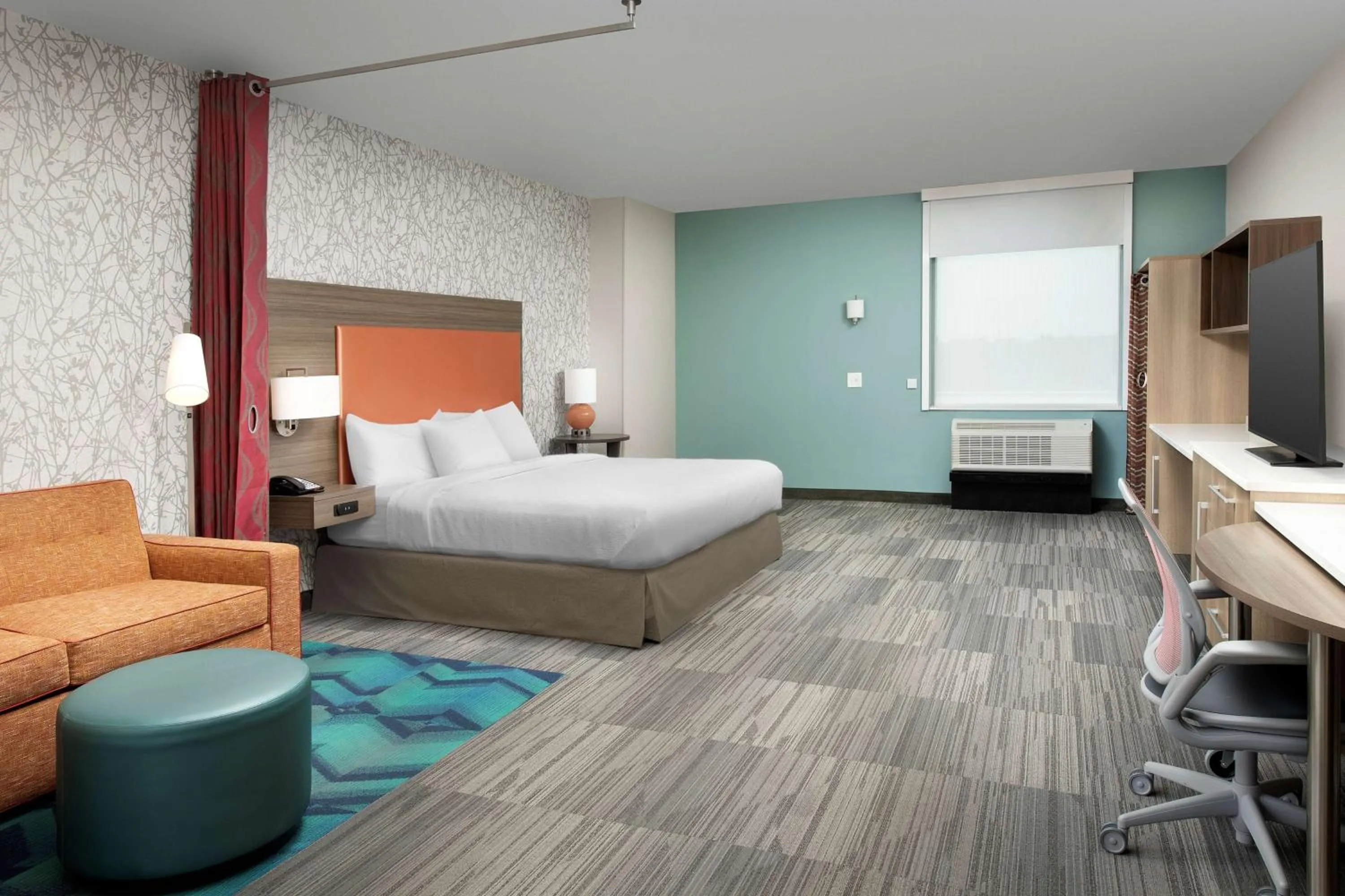 Bedroom, Bed in Home2 Suites By Hilton Marysville