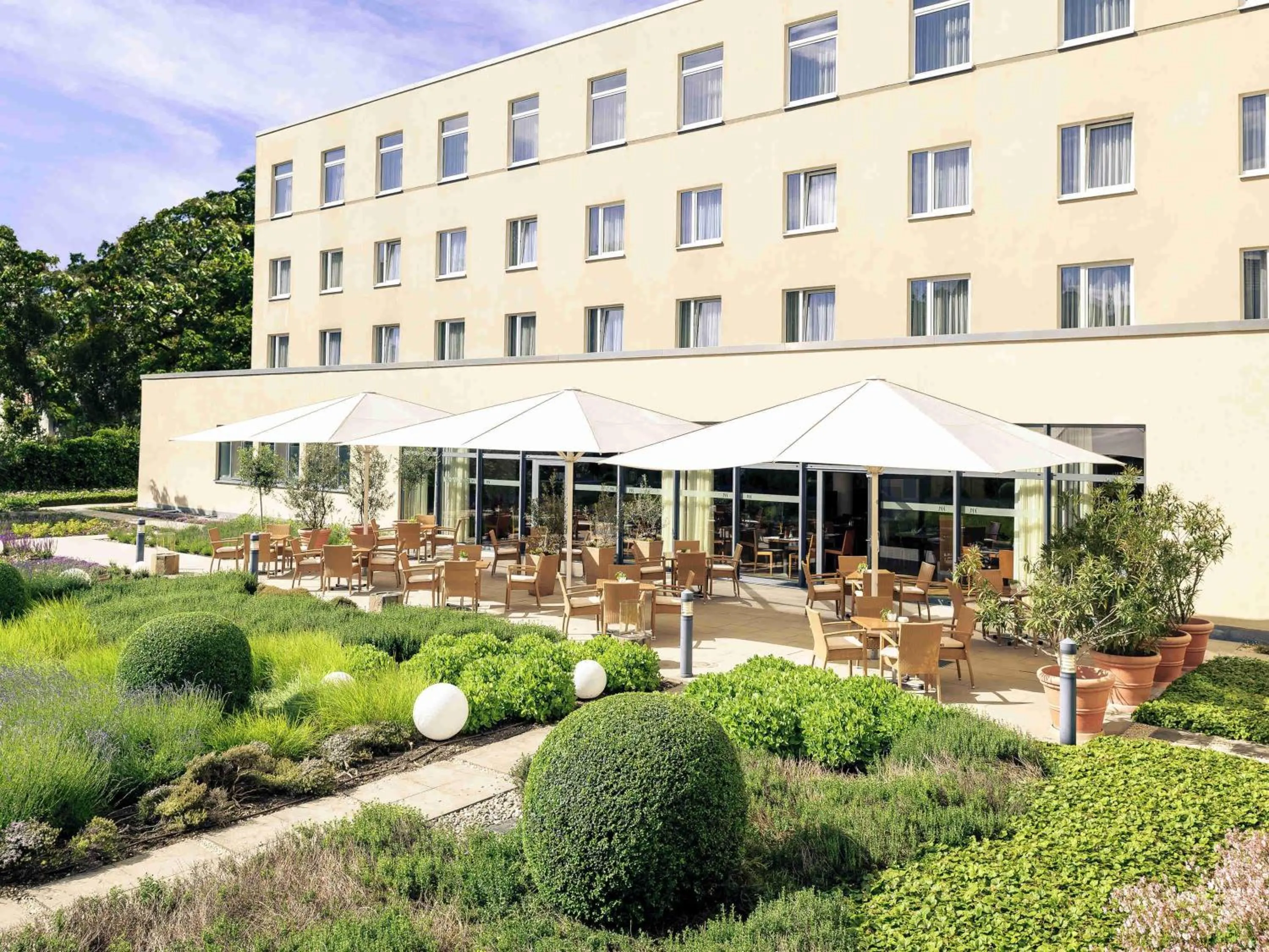 Property building in Mercure Hotel Mannheim am Rathaus