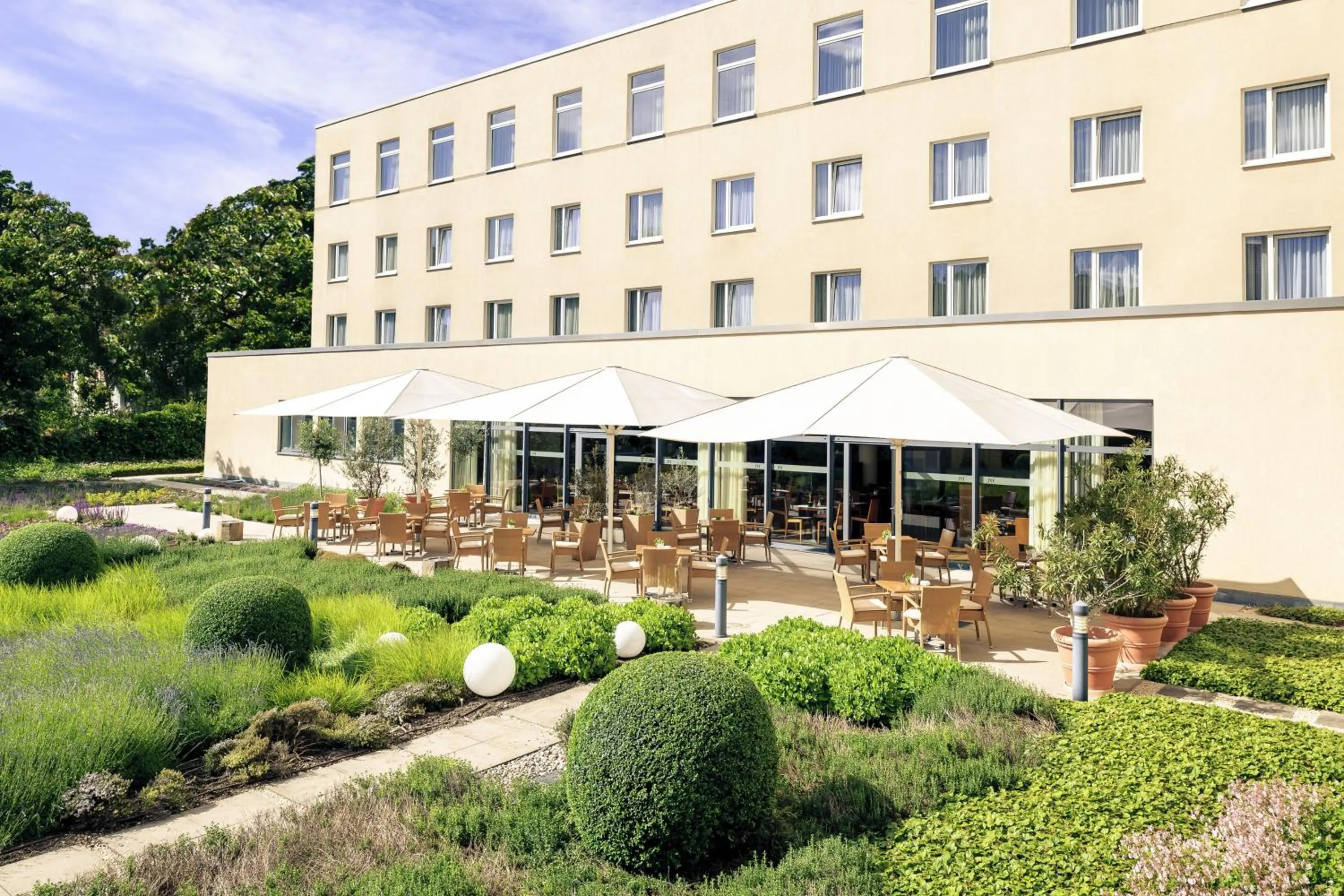 Property building in Mercure Hotel Mannheim am Rathaus