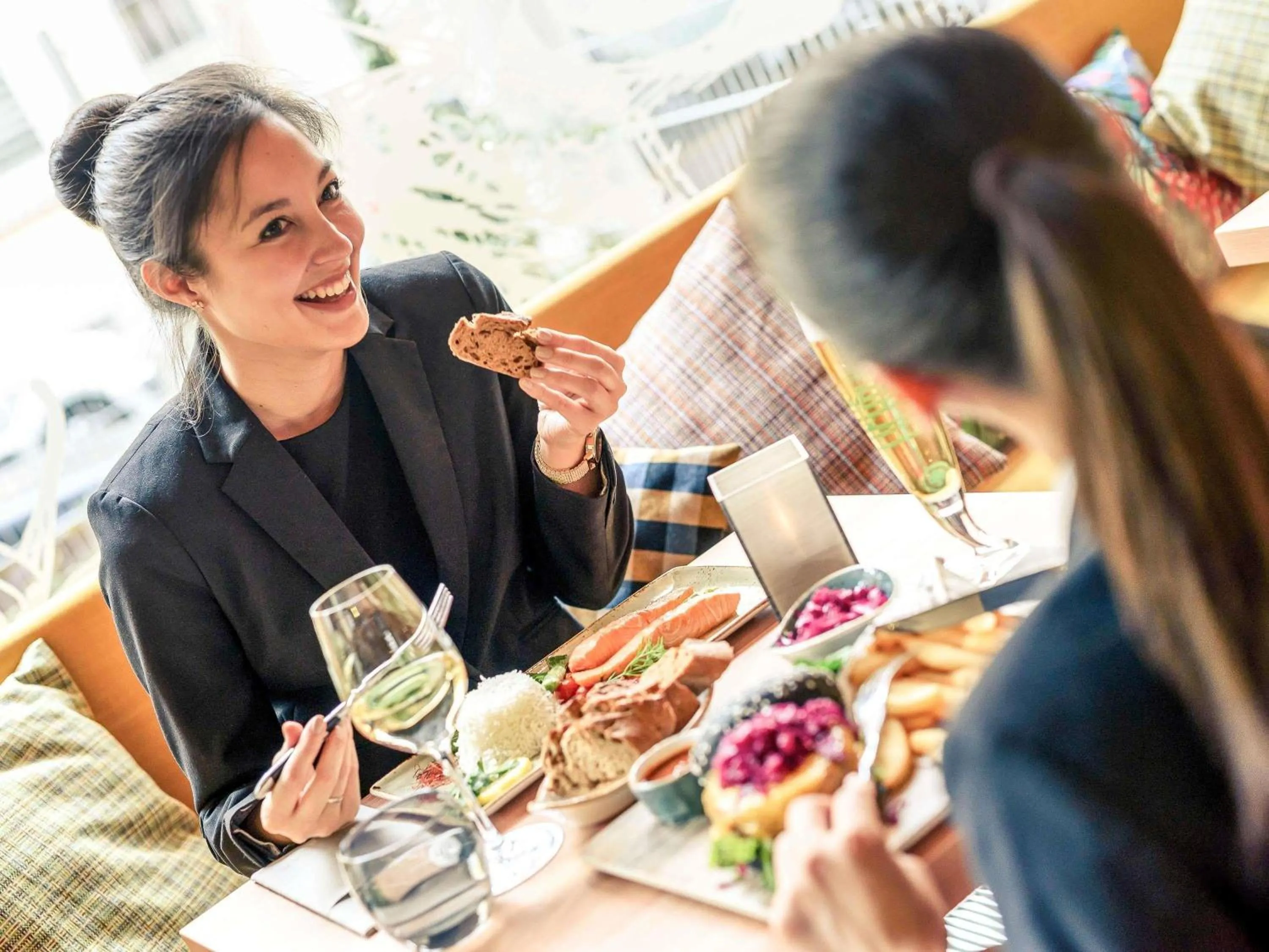 Lounge or bar in Mercure Hotel Mannheim am Rathaus