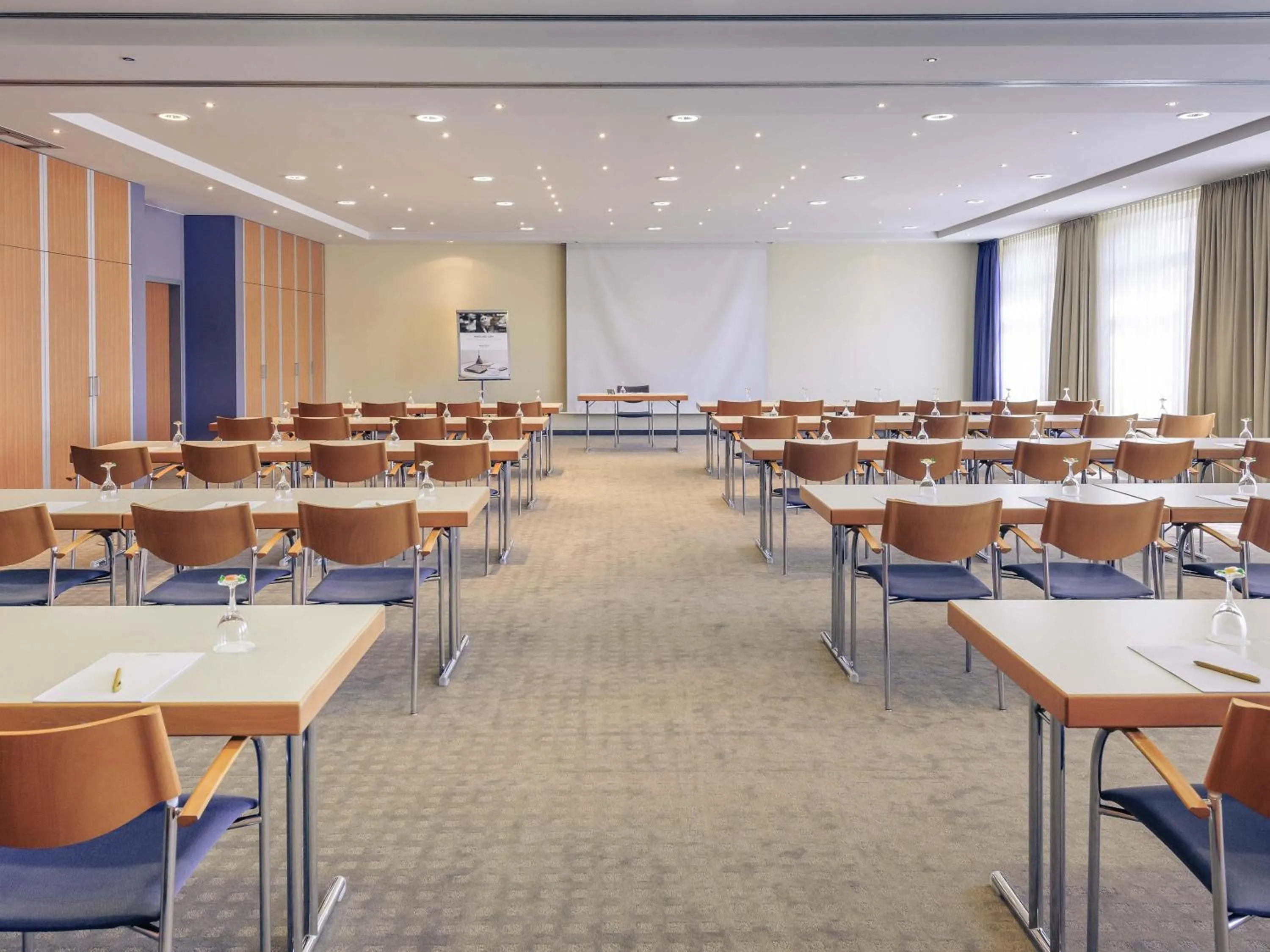 Meeting/conference room in Mercure Hotel Mannheim am Rathaus