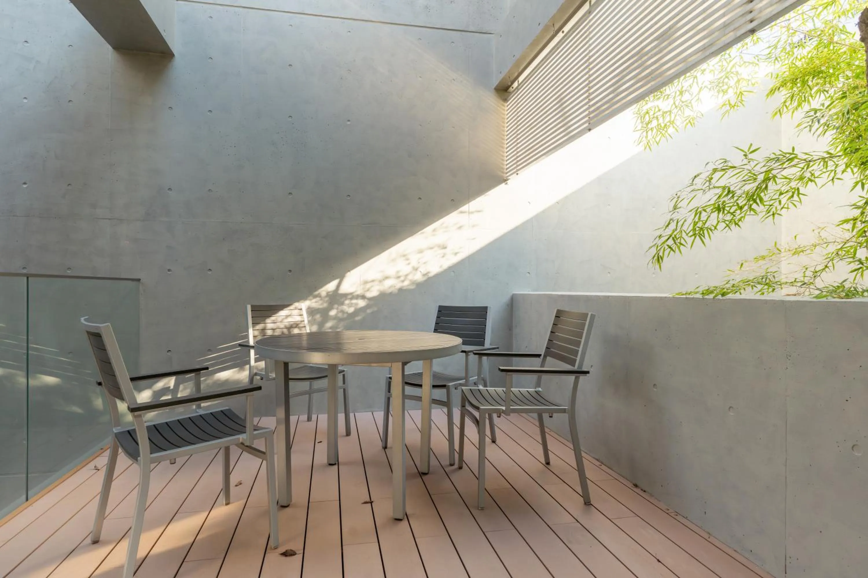 Azabu Modern House The Tokyo Tower can be seen from the villa 500m2