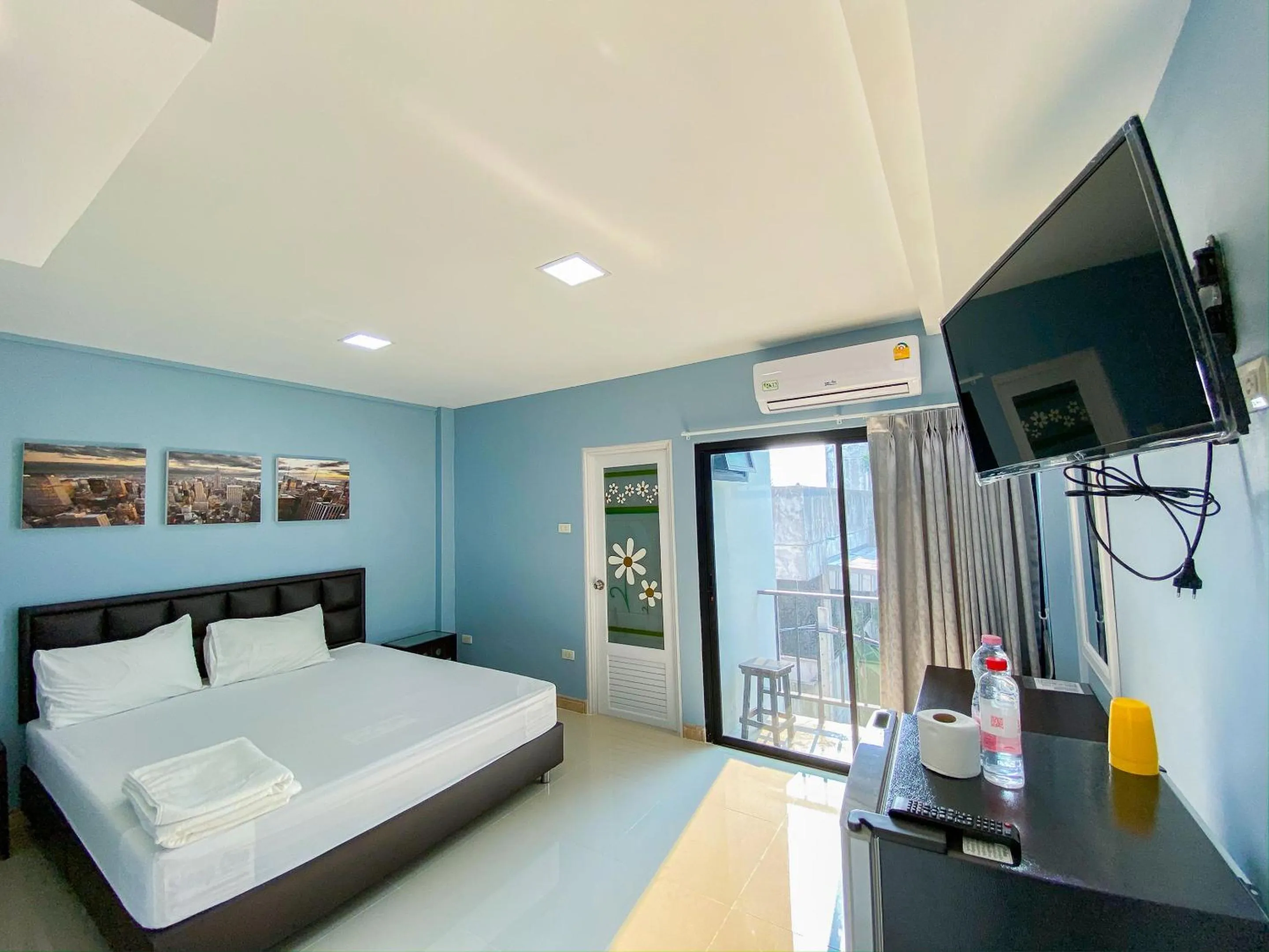 Superior Double or Twin Room in Delighted Bangkok Hotel