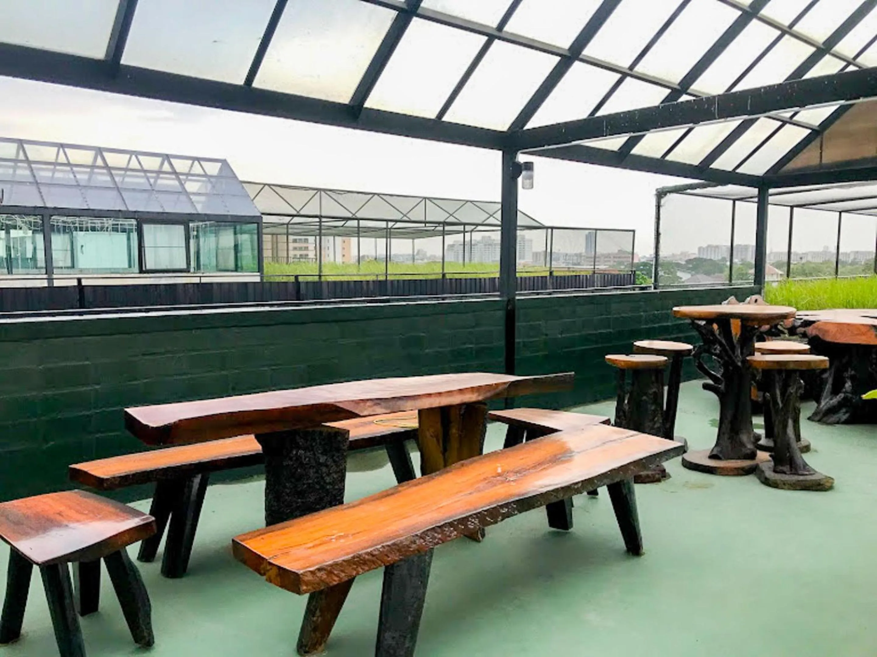 Area and facilities in Delighted Bangkok Hotel