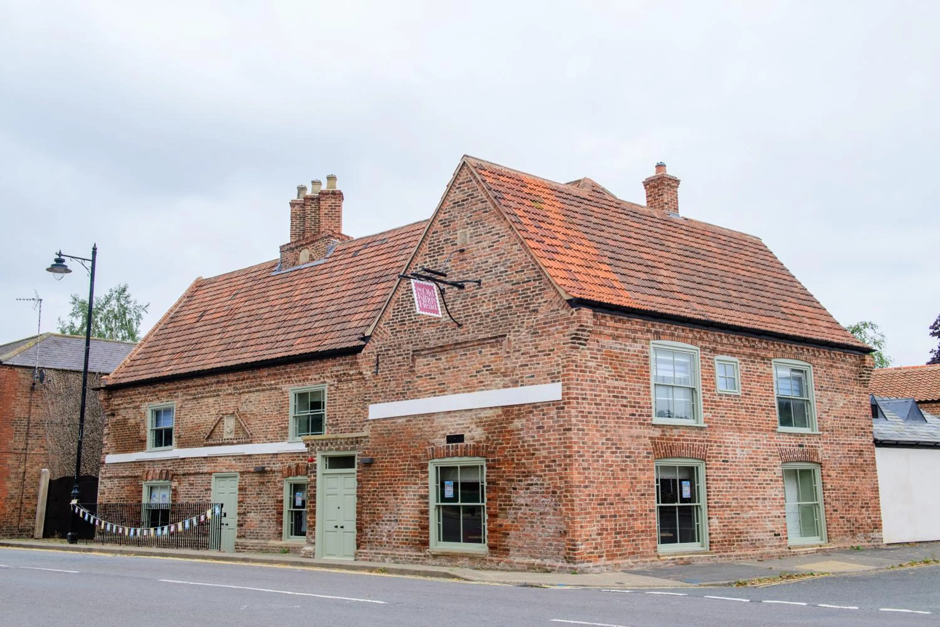 Property building in The Old Kings Head