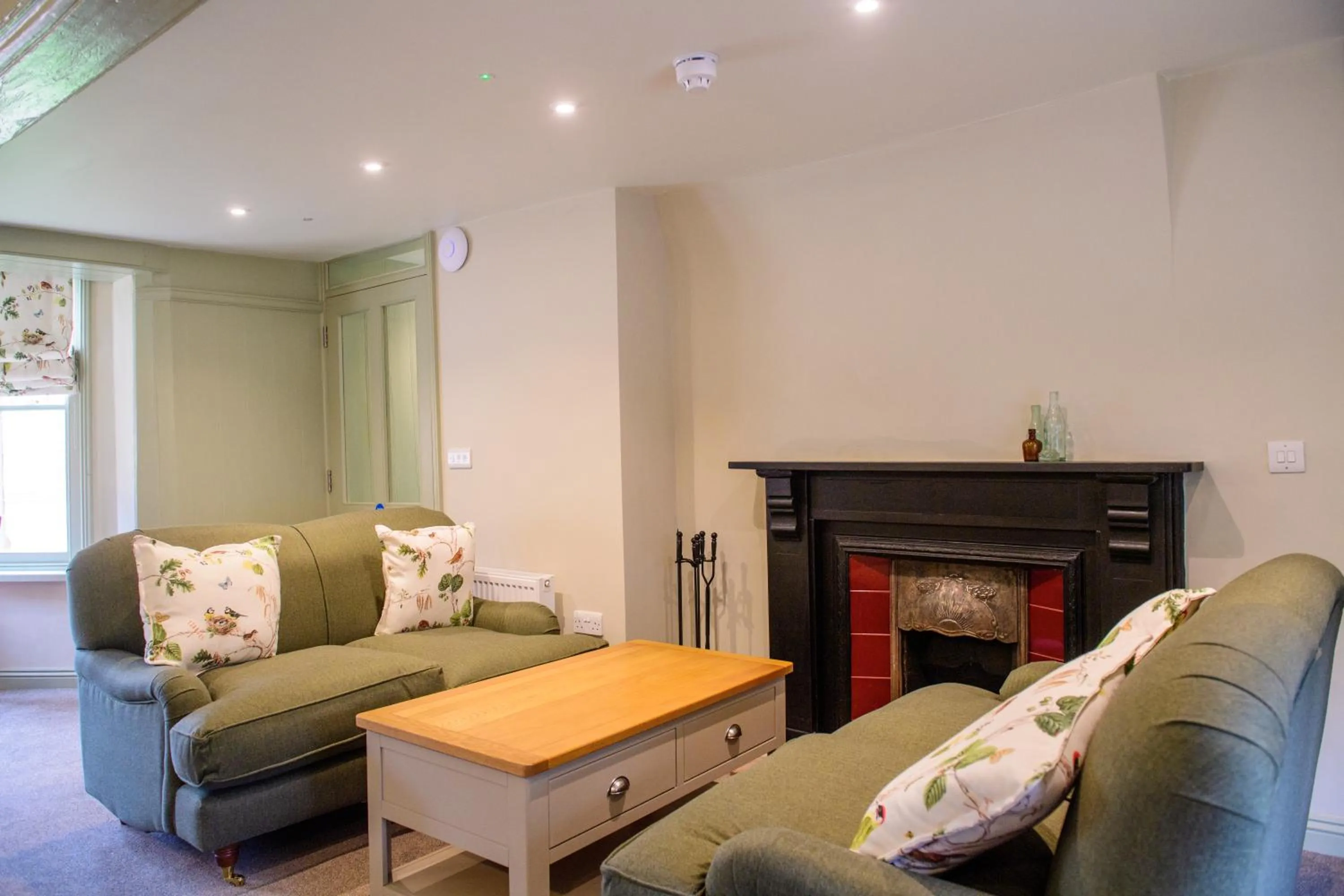 Restaurant/places to eat in The Old Kings Head