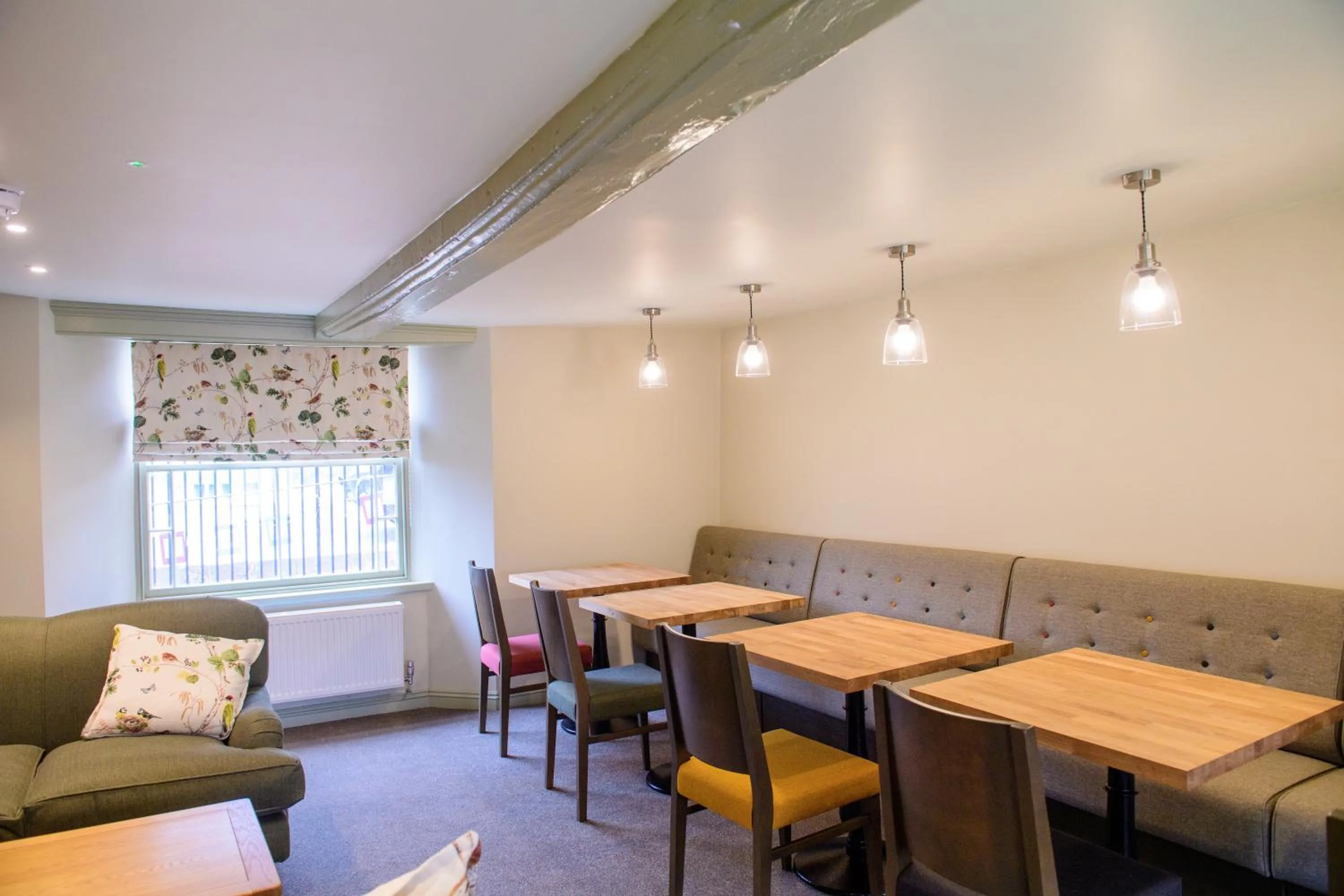 Restaurant/places to eat in The Old Kings Head