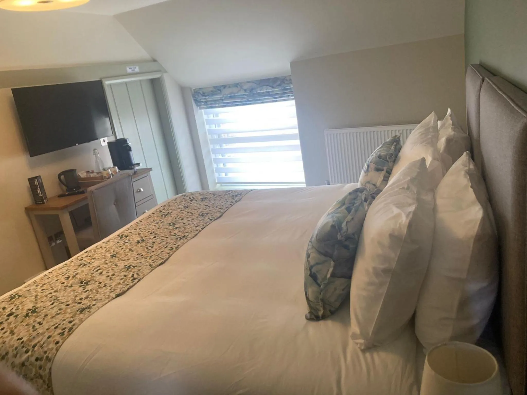 Bed in The Old Kings Head