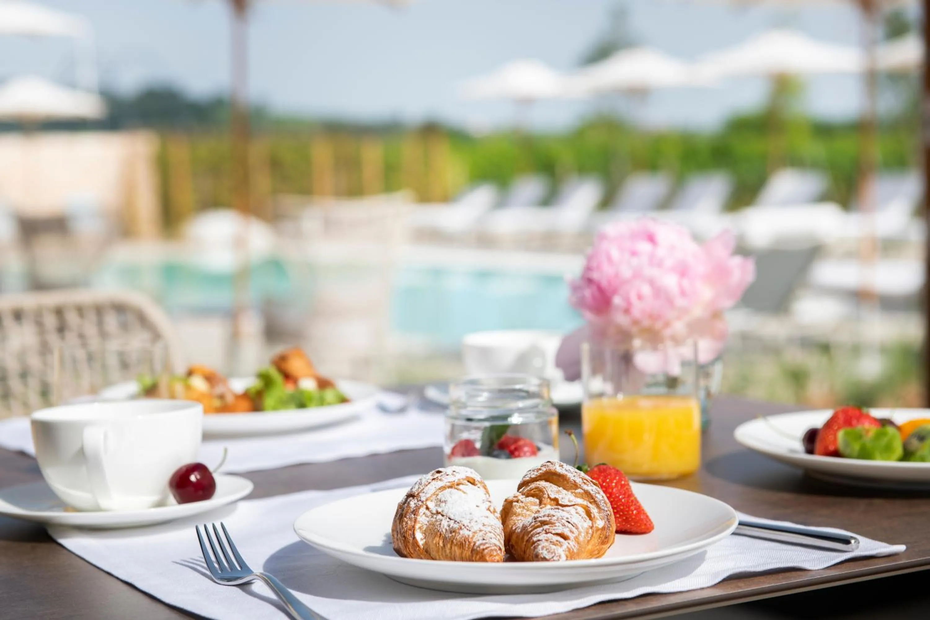 Pool view in Magari Estates Boutique Hotel
