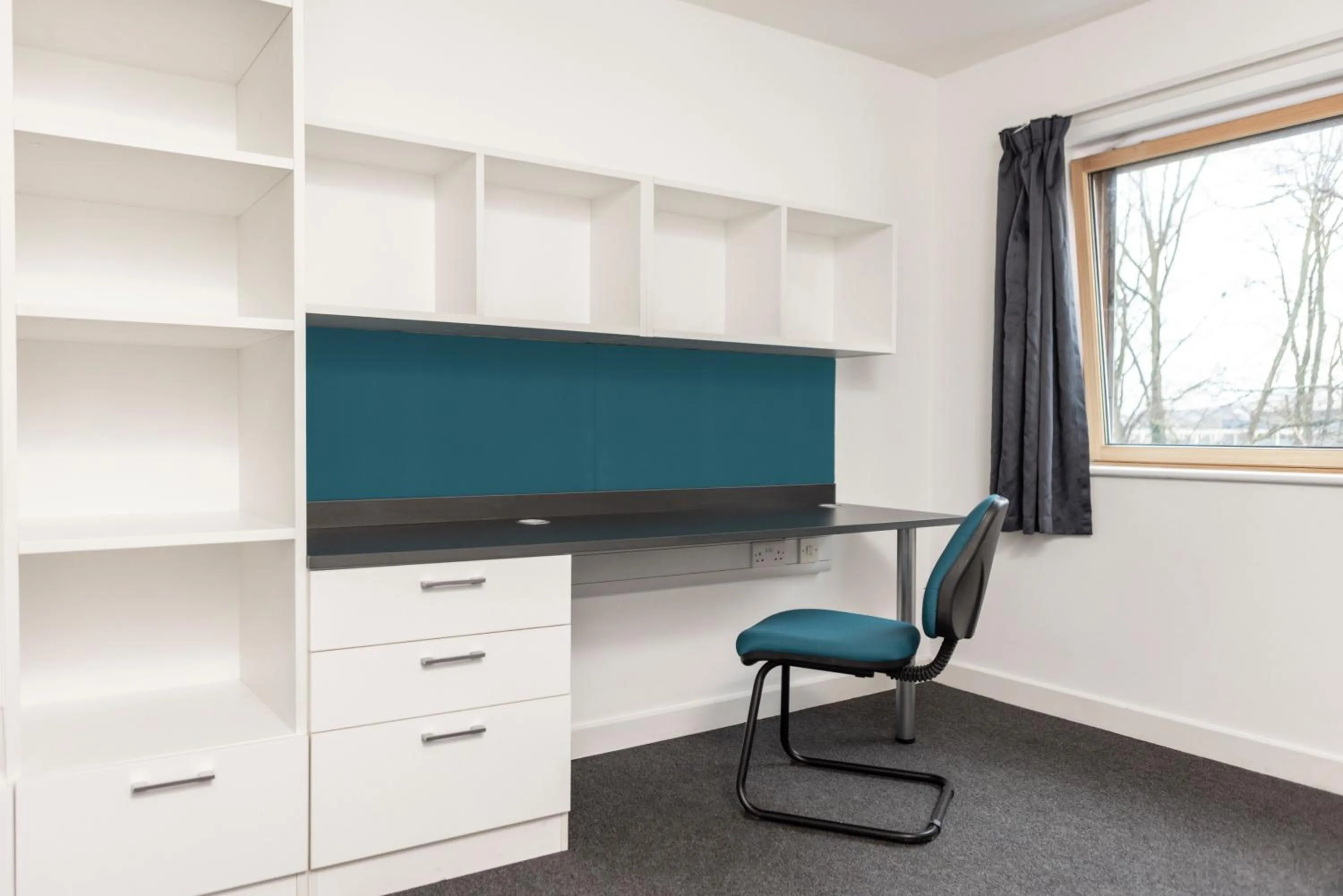 hair dresser in Wenlock Court