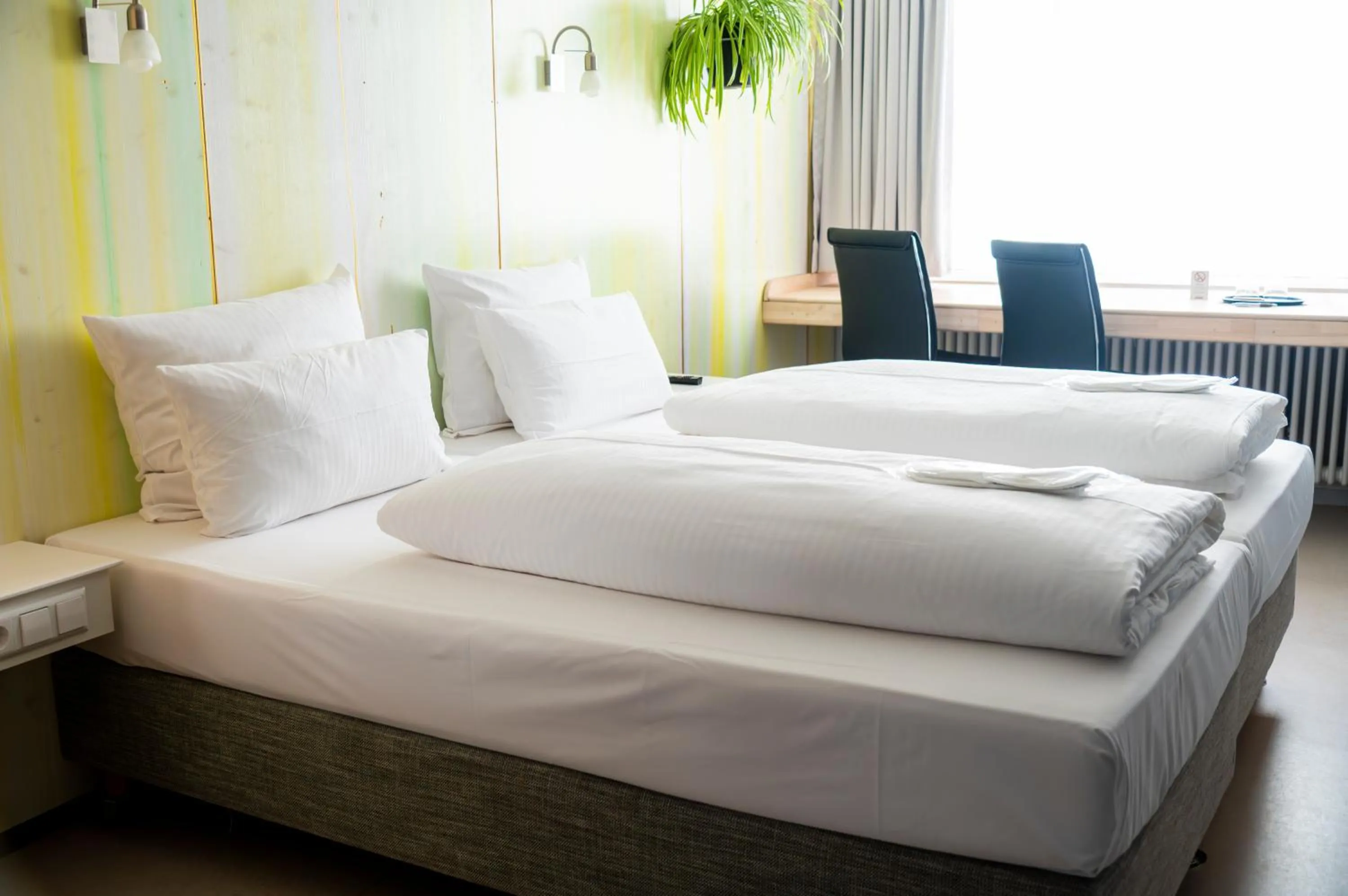 Bed in Abalon Hotel ideal