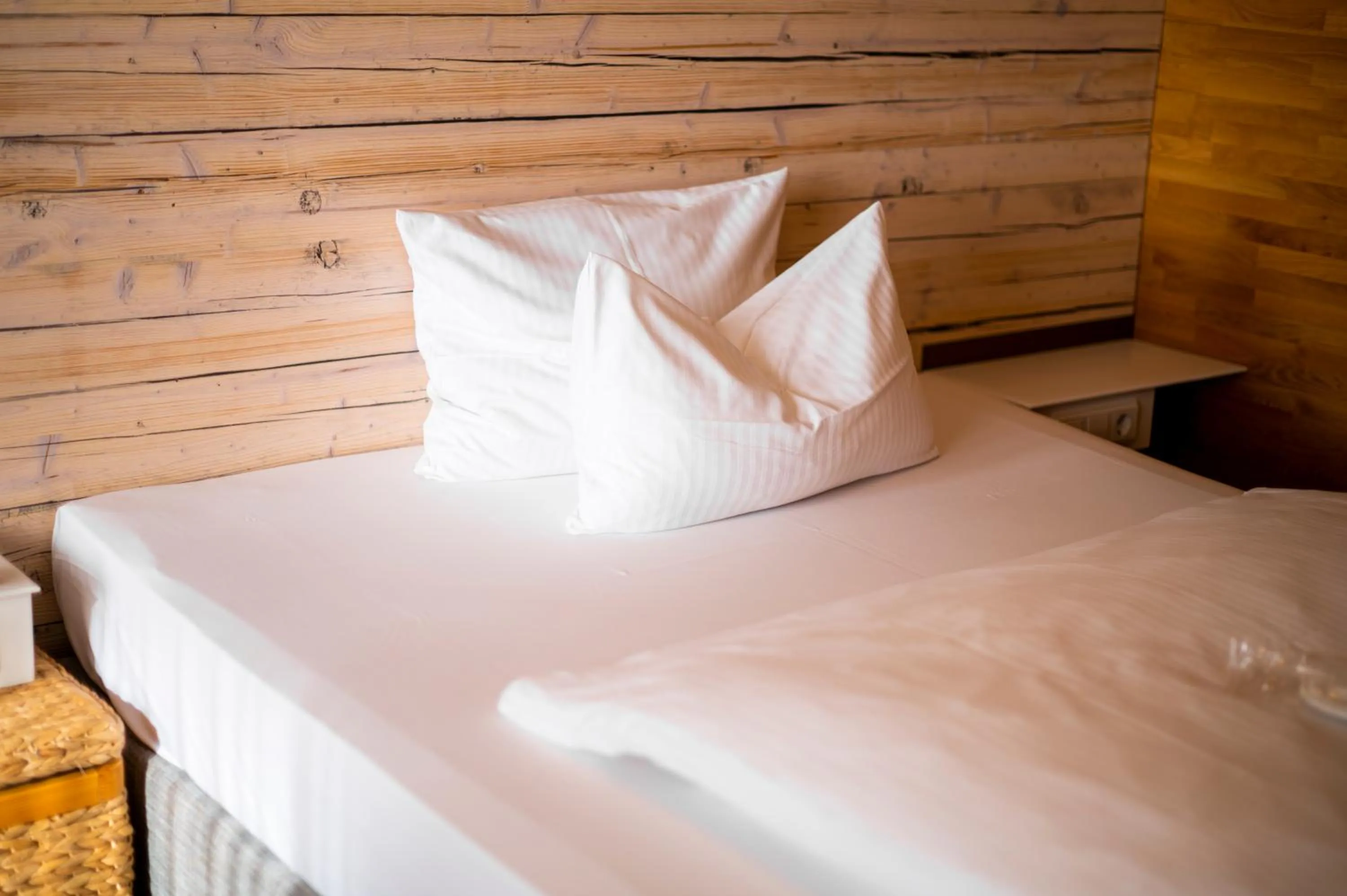 Bed in Abalon Hotel ideal